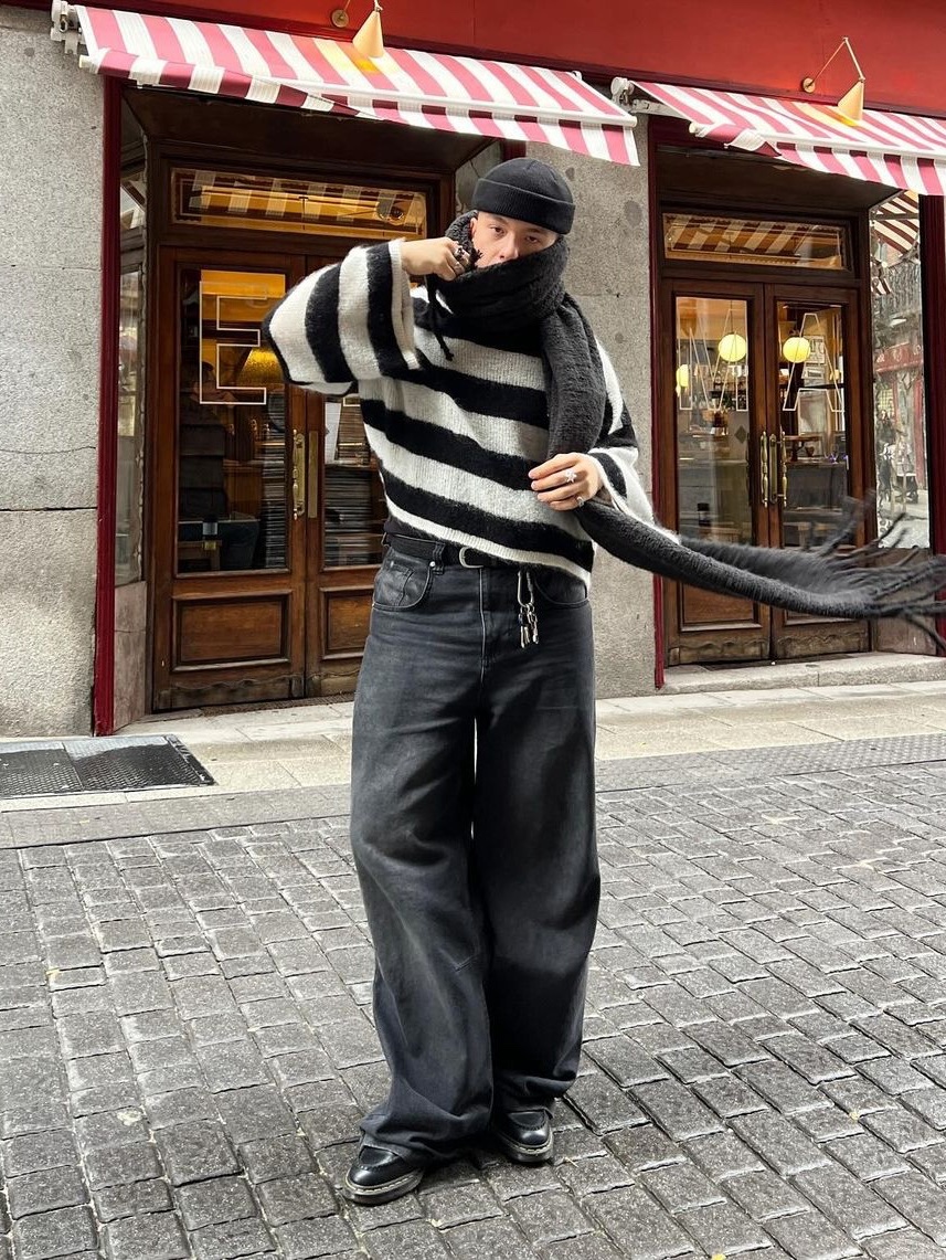 Thevinylhouse Mohair Bold Striped Sweater Purple, Human Made Striped Heart Knit Sweater Navy 착용 스타일 - 3
