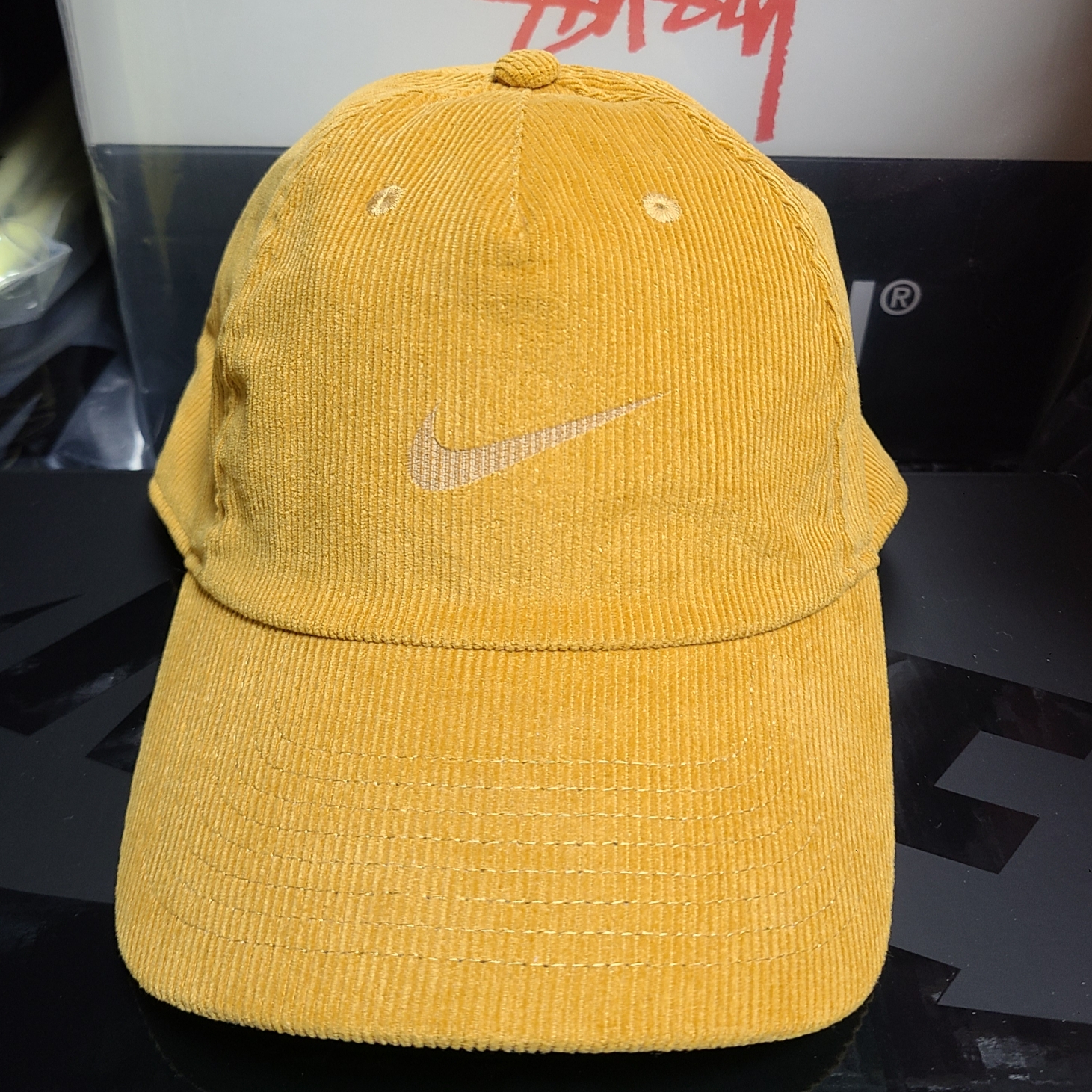 Nike SB Heritage 86 Corduroy WSD Cap Chutney 착용 스타일 - 1