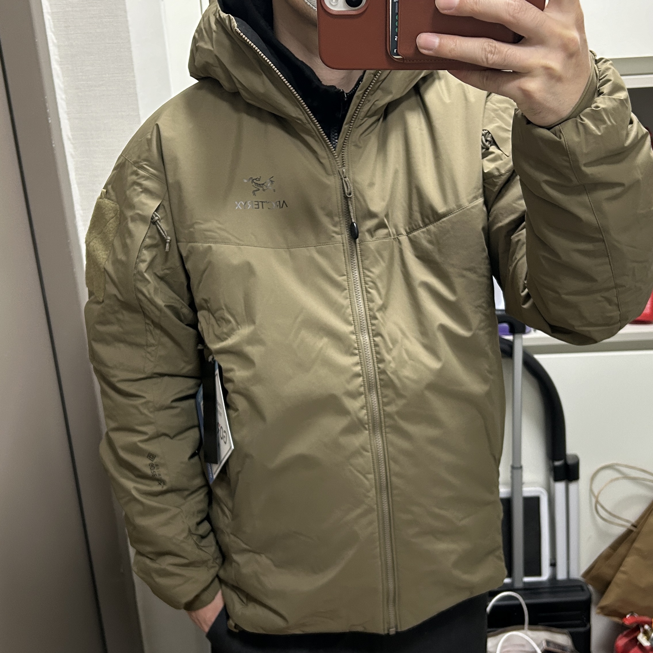 Arc'teryx LEAF Cold WX Hoody LT Gen 2 Crocodile 착용 스타일