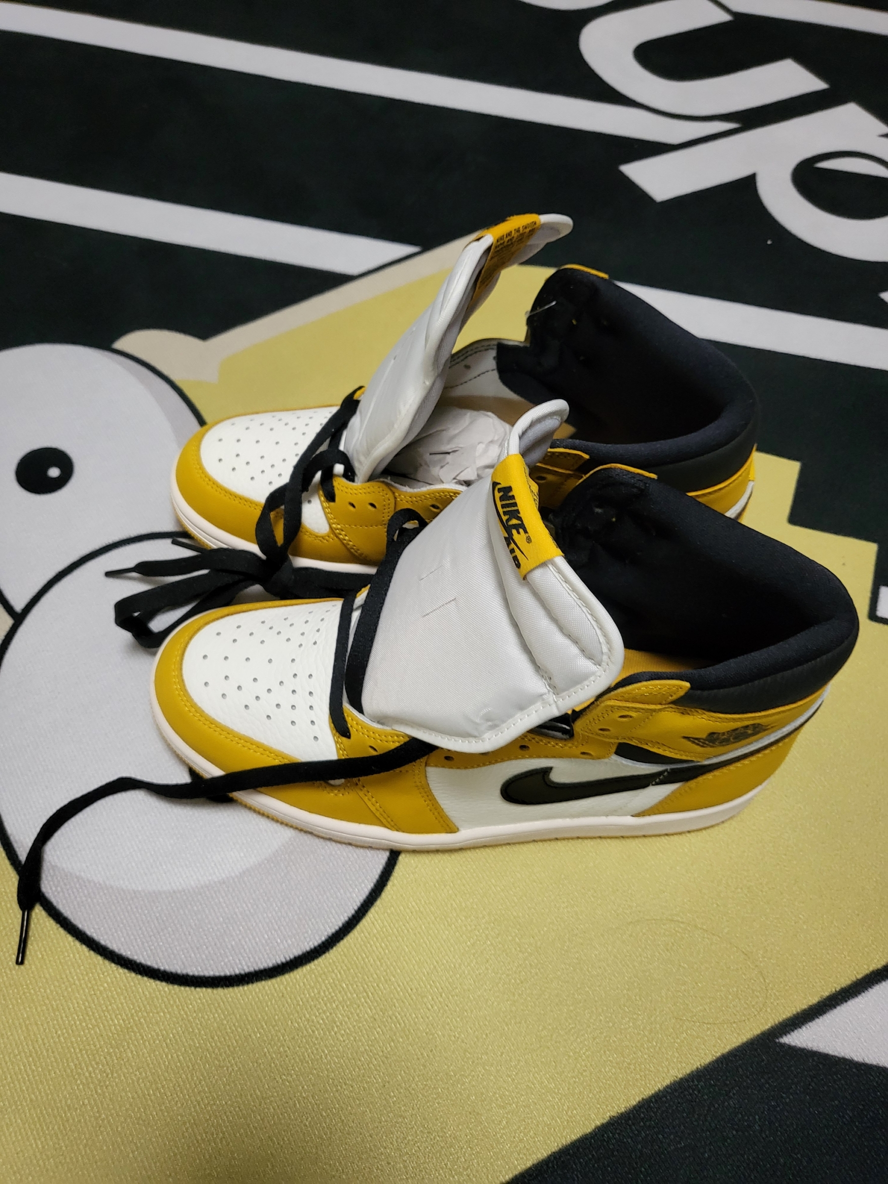 Jordan 1 Retro High OG Yellow Ochre 착용 스타일
