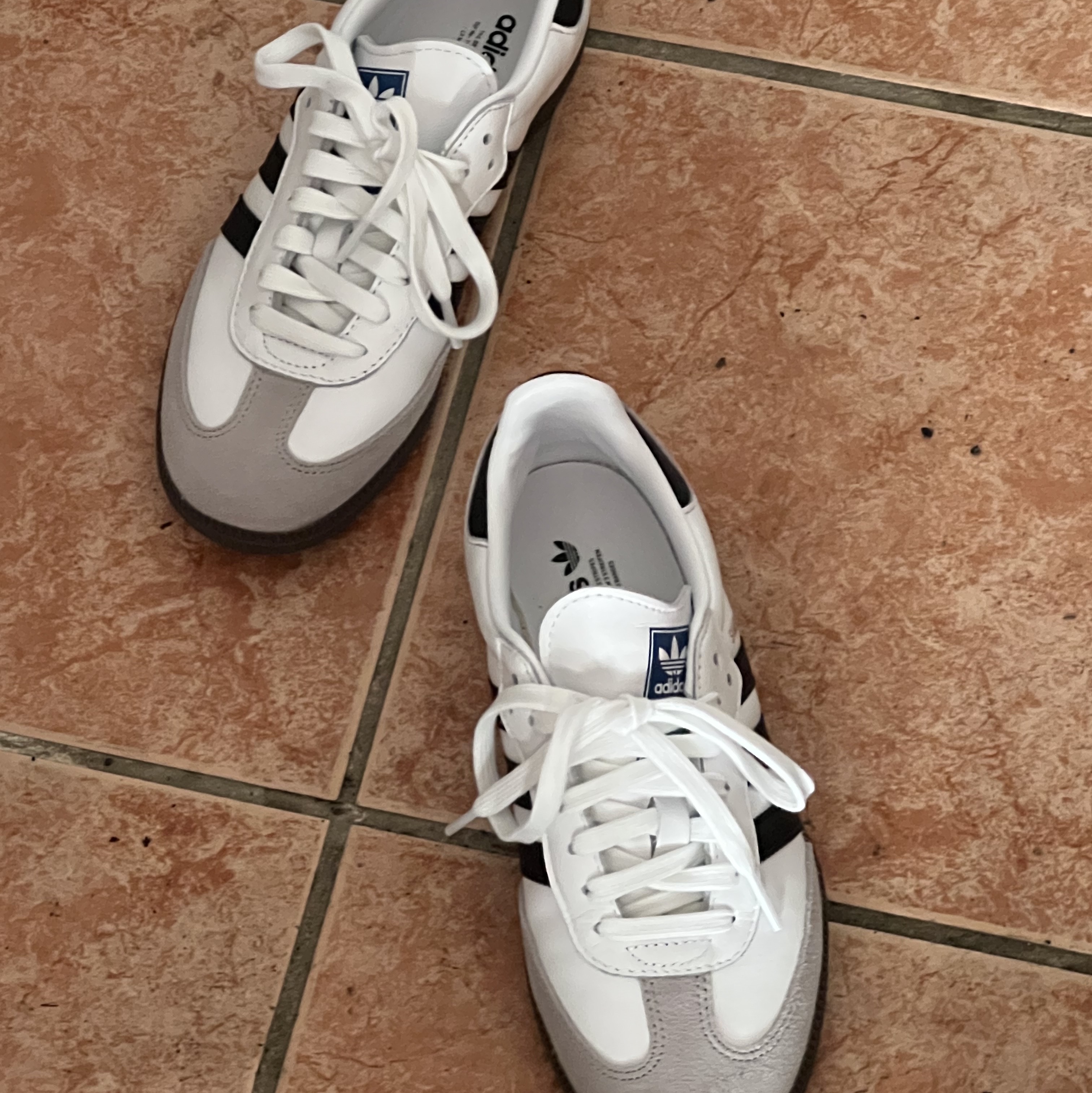 Adidas Samba OG Cloud White 착용 스타일