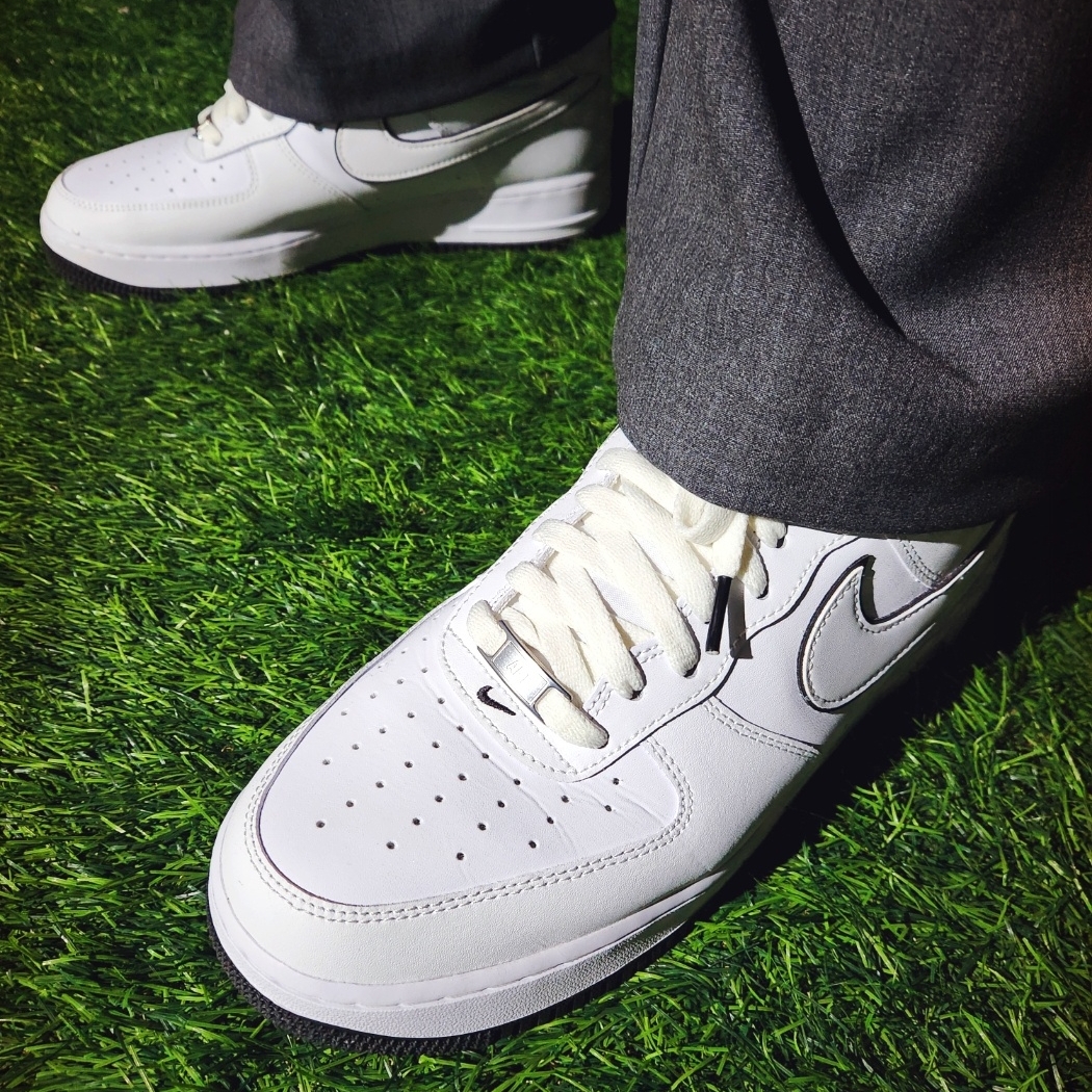 Nike Air Force 1 '07 White Black 착용 스타일 - 5
