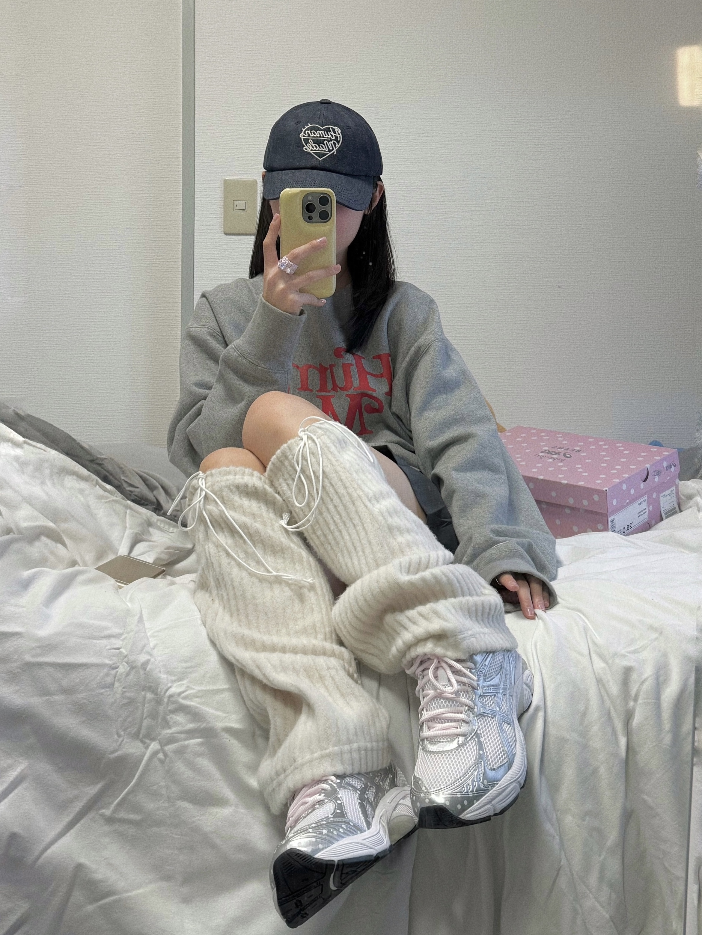 Human Made 6 Panel Denim Cap Indigo, Human Made x Verdy Girls Don't Cry Crew Neck Sweatshirt Gray 착용 스타일