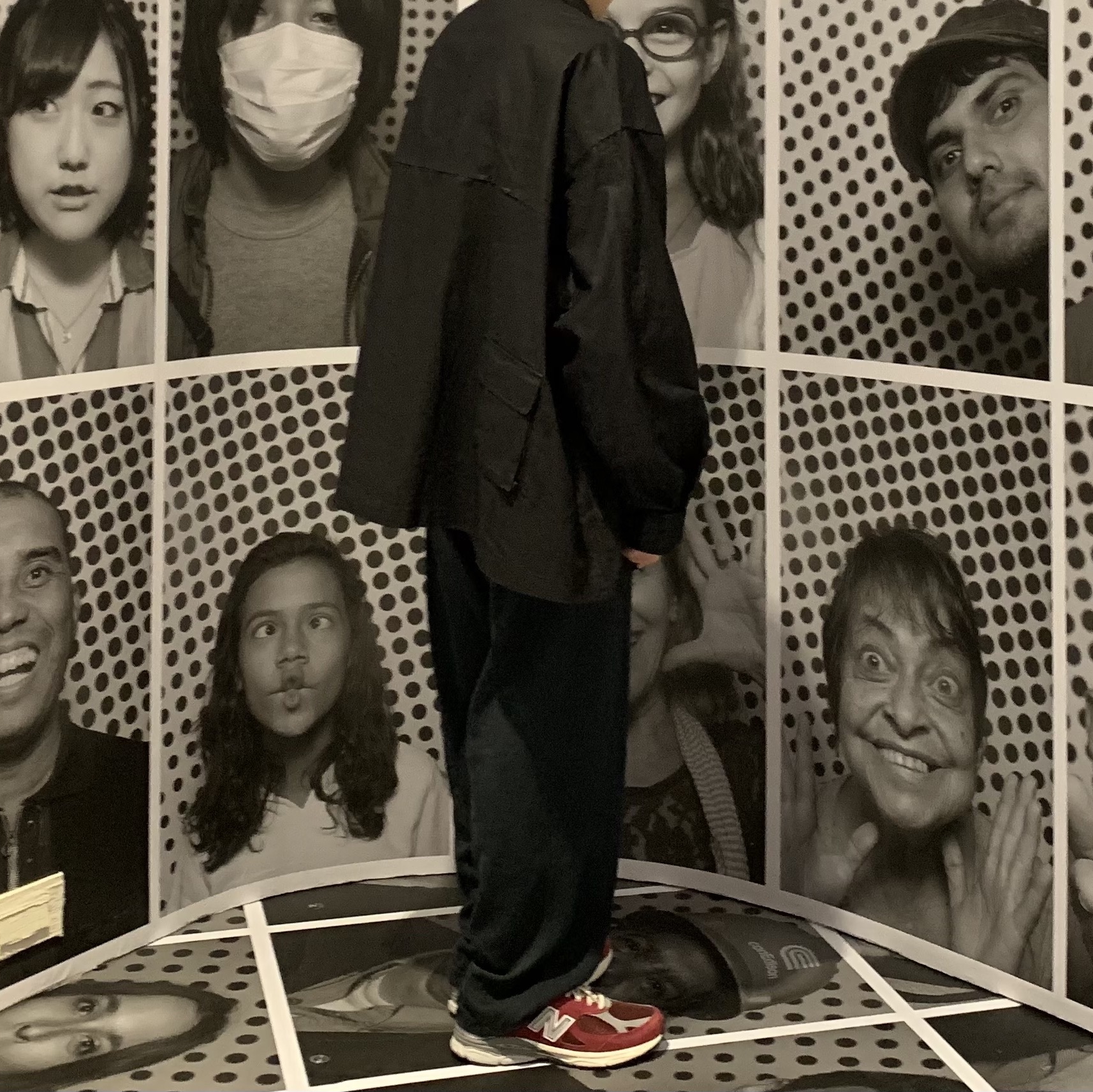 New Balance 990v3 Made in USA Scarlet Marblehead, Undermycar Kaoruma Vintage Coated Oversized M65 Jacket Dirty Black - 23SS 착용 스타일