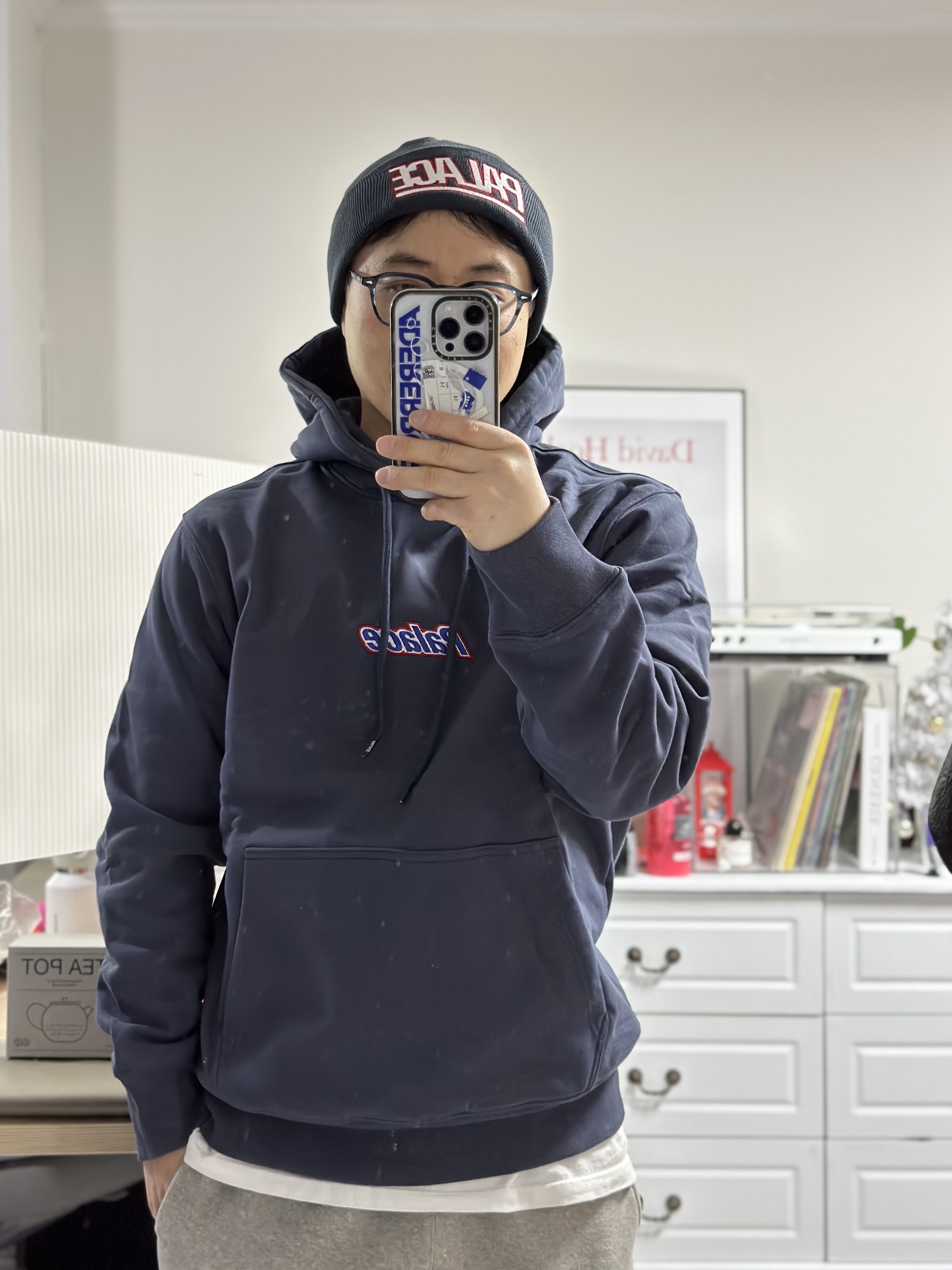 Palace Gigantic Beanie Navy - 23SS, Palace Current Hood Navy - 23SS 착용 스타일