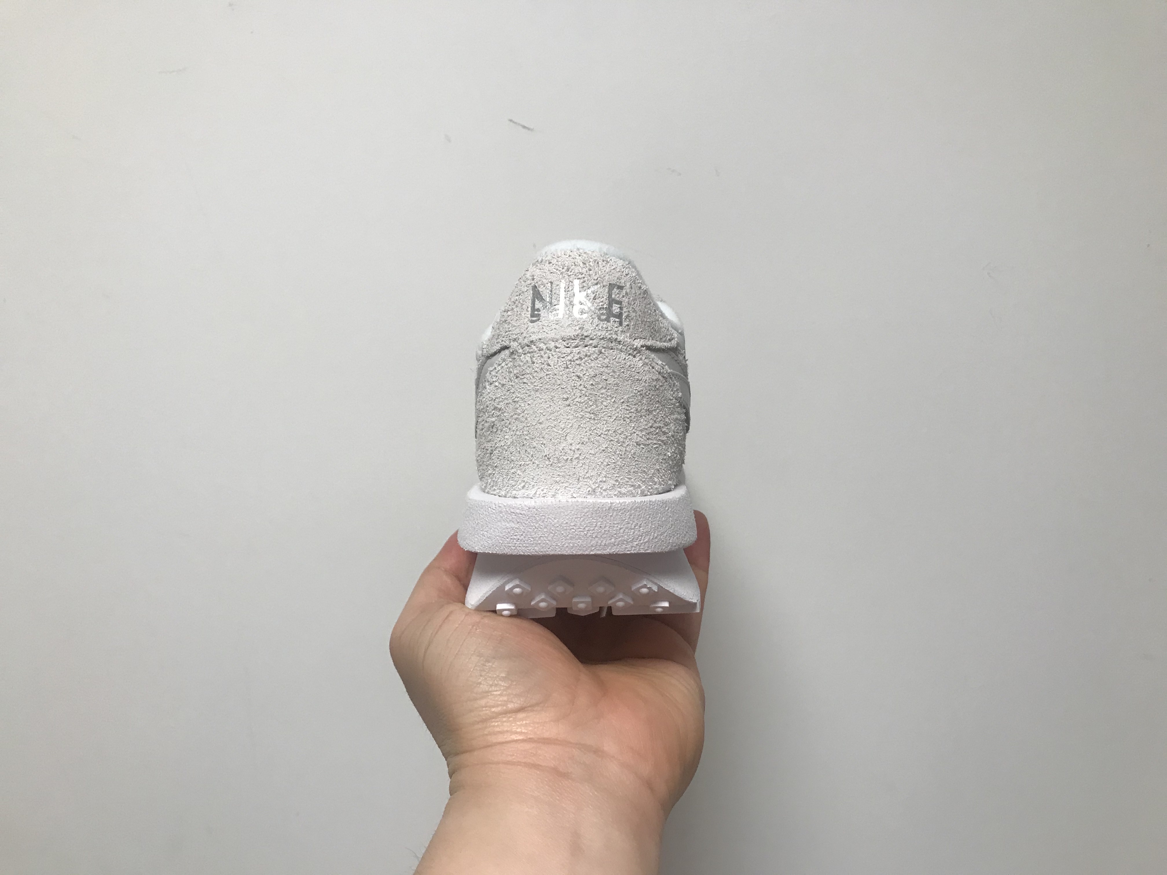 Nike x Sacai LDWaffle White Nylon 착용 스타일 - 5