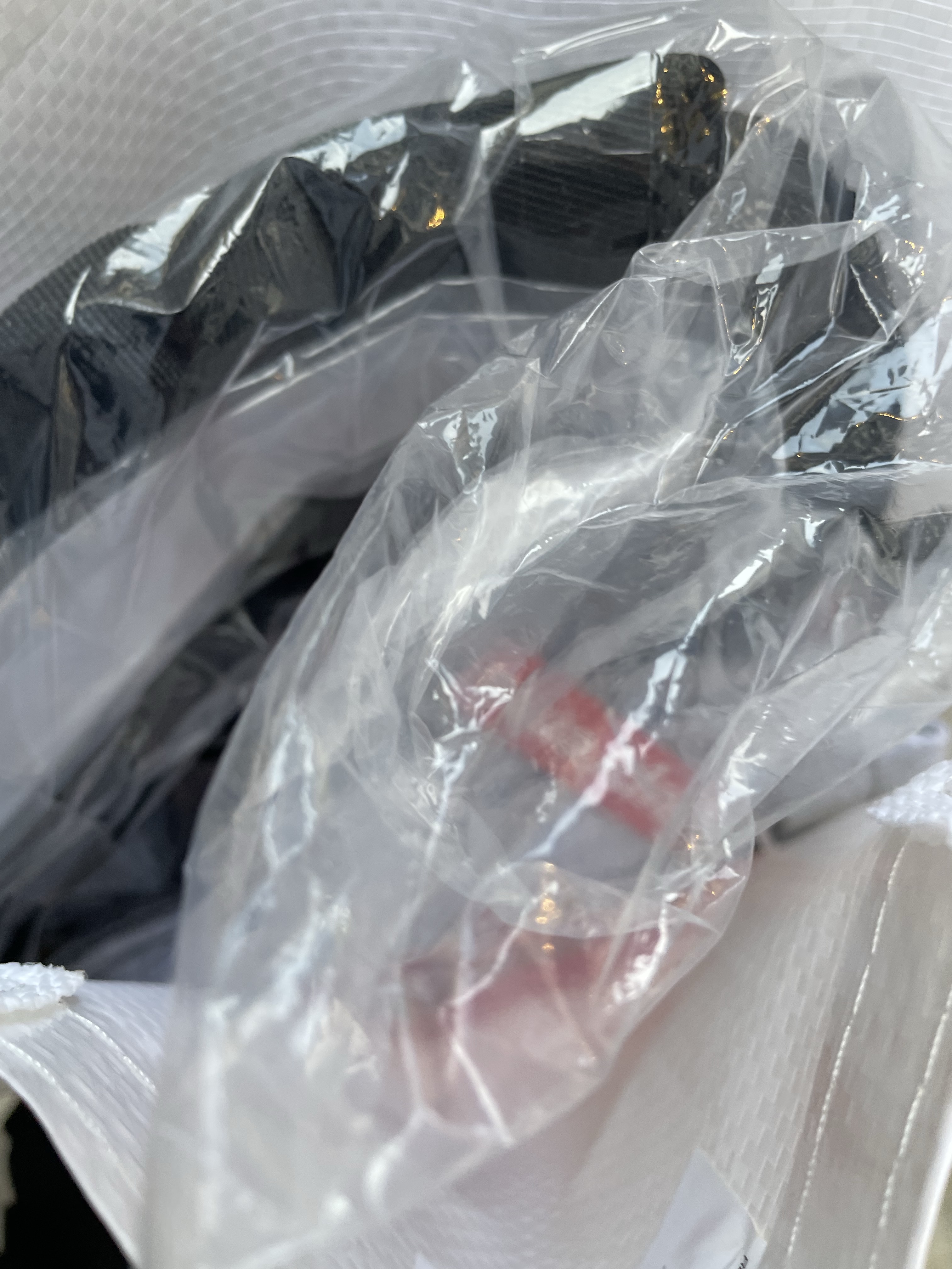 Supreme Small Box Shirt Denim - 23FW, Supreme New Era Box Logo Beanie Black - 23FW 착용 스타일 - 3