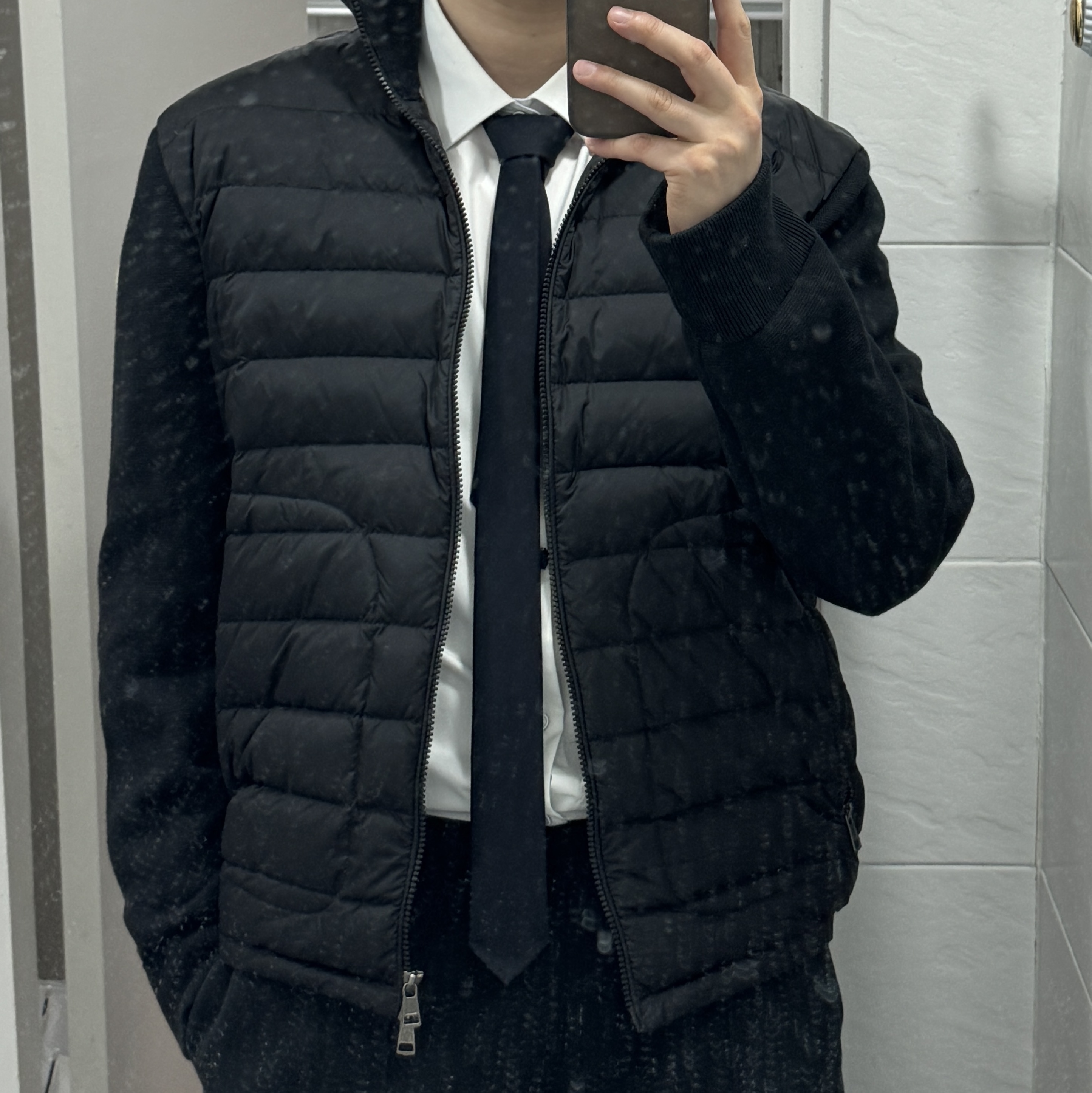Moncler Padded Wool Cardigan Black - 23FW 착용 스타일 - 1