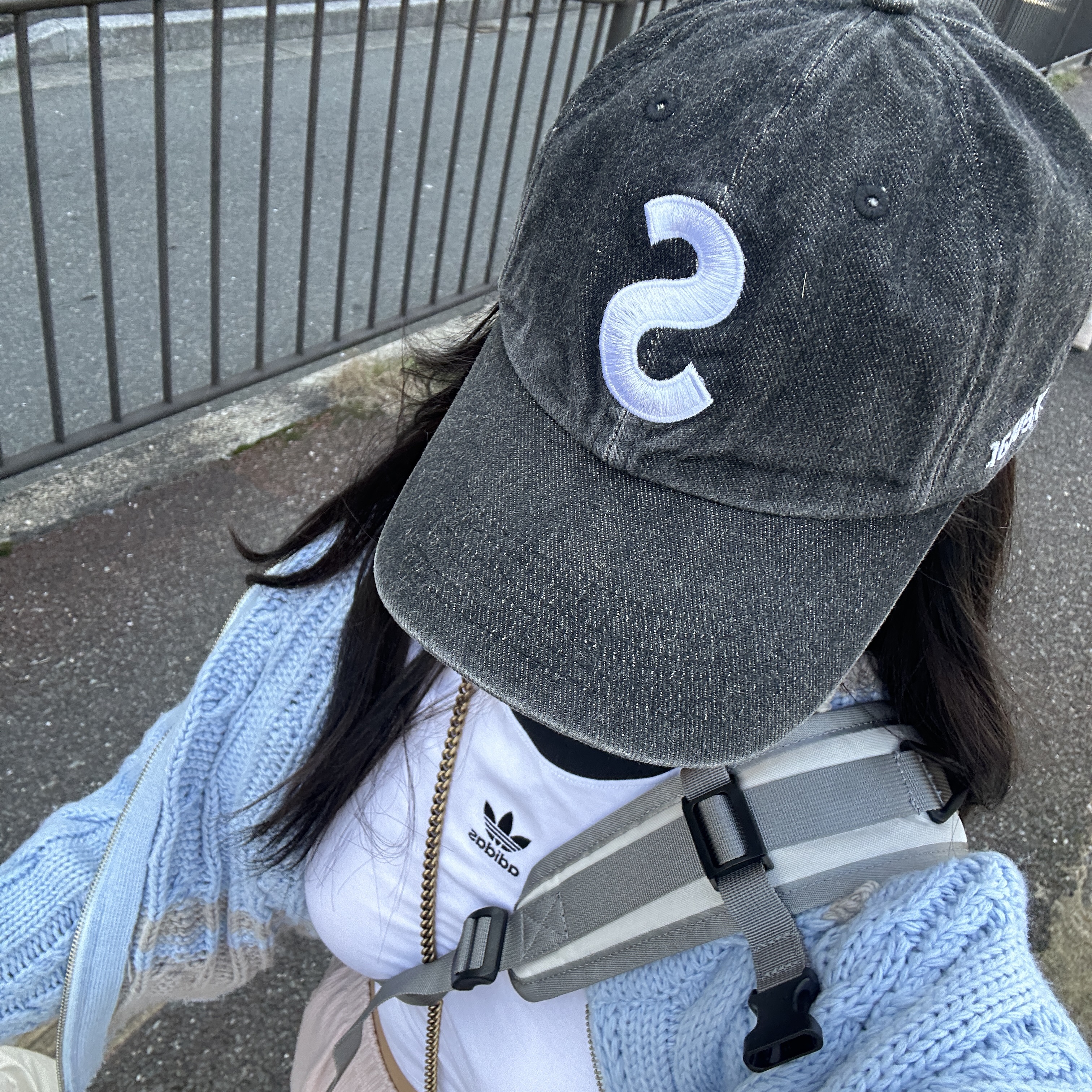 Supreme Kevlar Denim S Logo 6-Panel Black - 22SS 착용 스타일