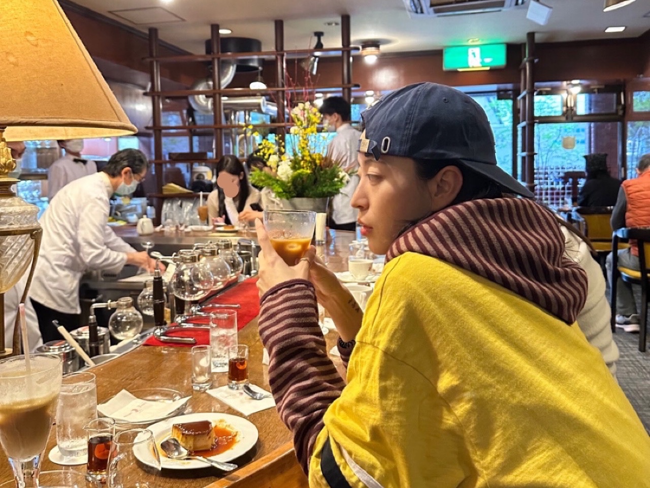 Supreme Plaid Wool Hooded Work Jacket Black - 23FW, Supreme Glazed Athletic S/S Top Yellow - 23FW 착용 스타일 - 3