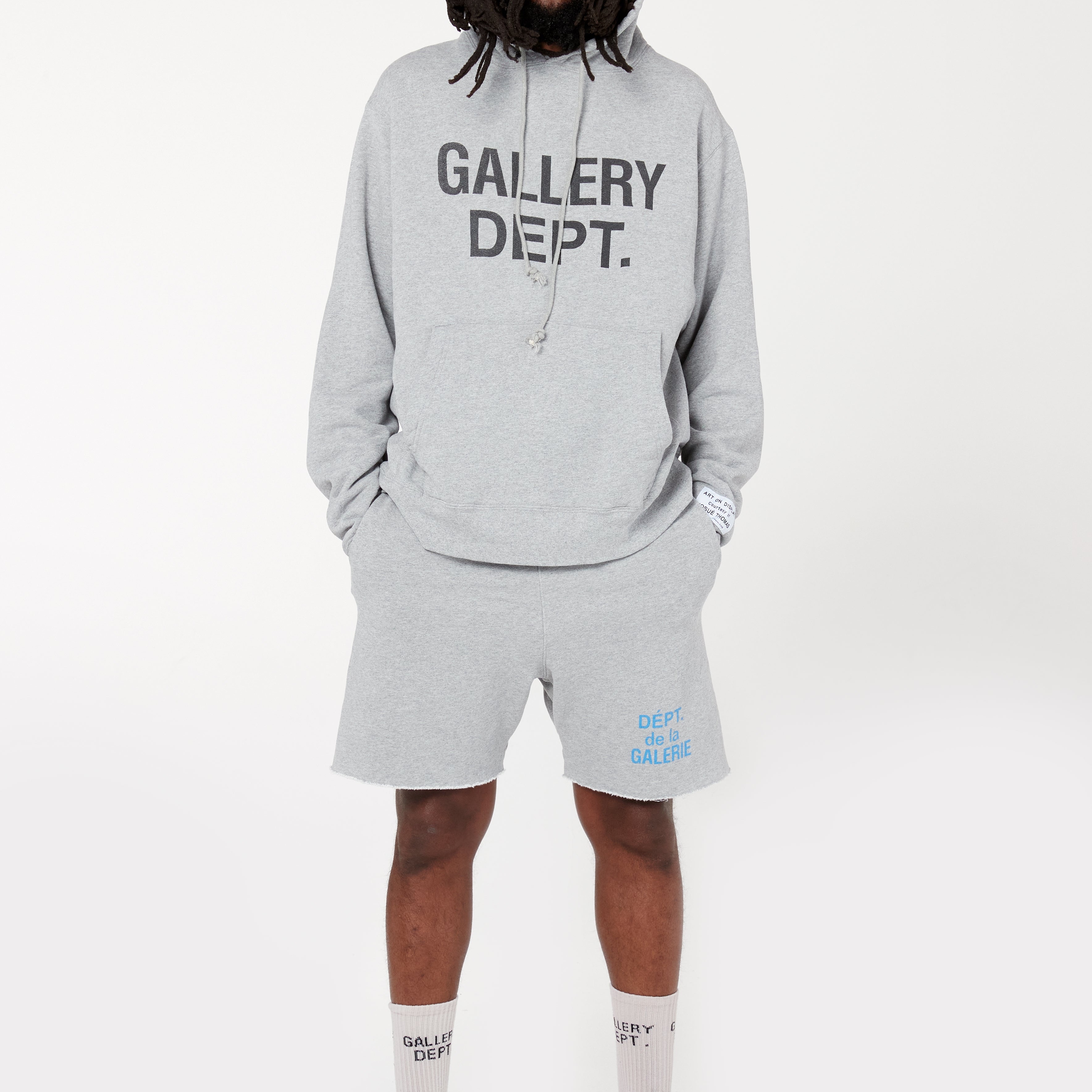 Gallery Dept. French Logo Sweatshorts Heather Grey 착용 스타일
