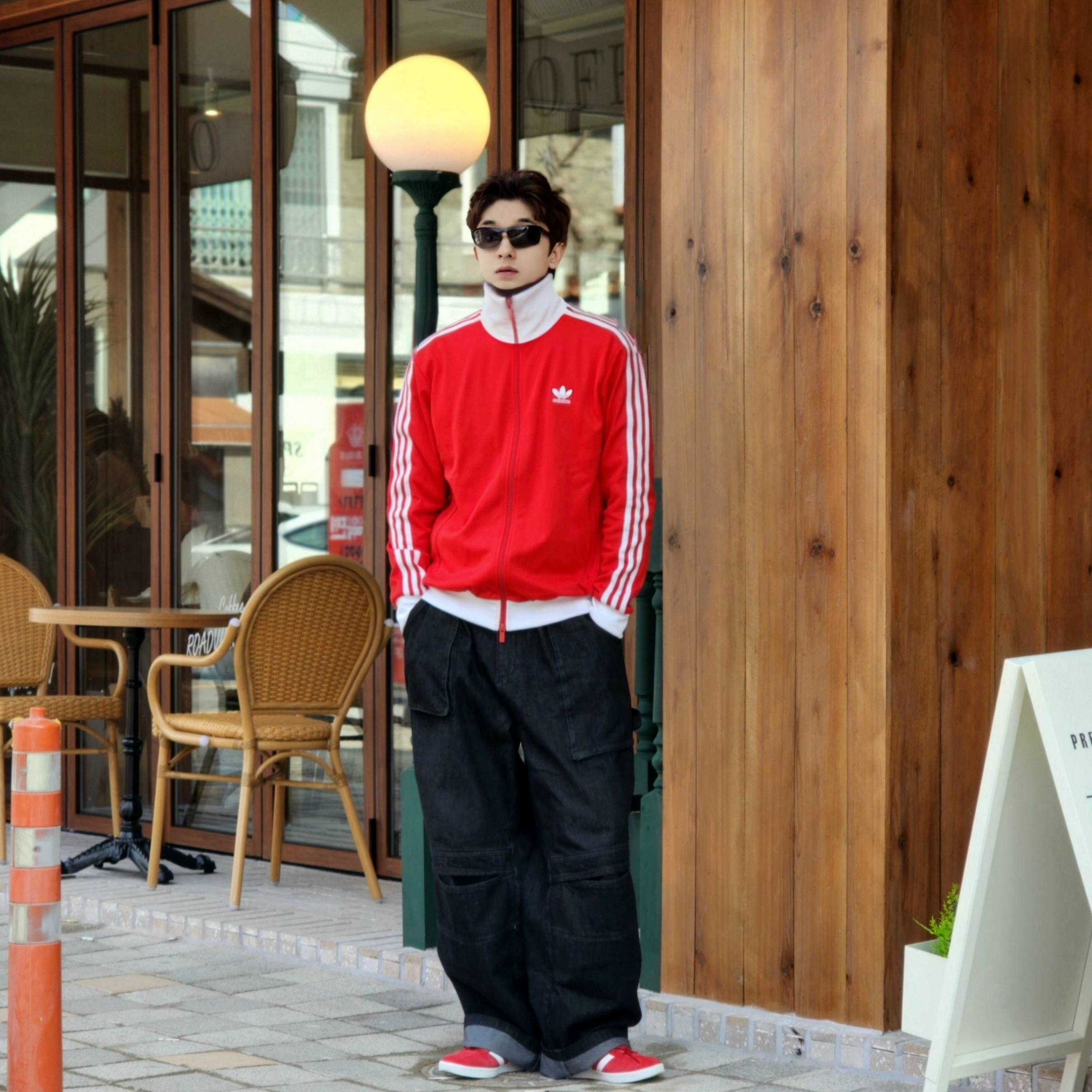 Adidas Gazelle Power Red, Adidas Adicolor Classic Beckenbauer Track Top Better Scarlet White - KR Sizing 착용 스타일 - 1