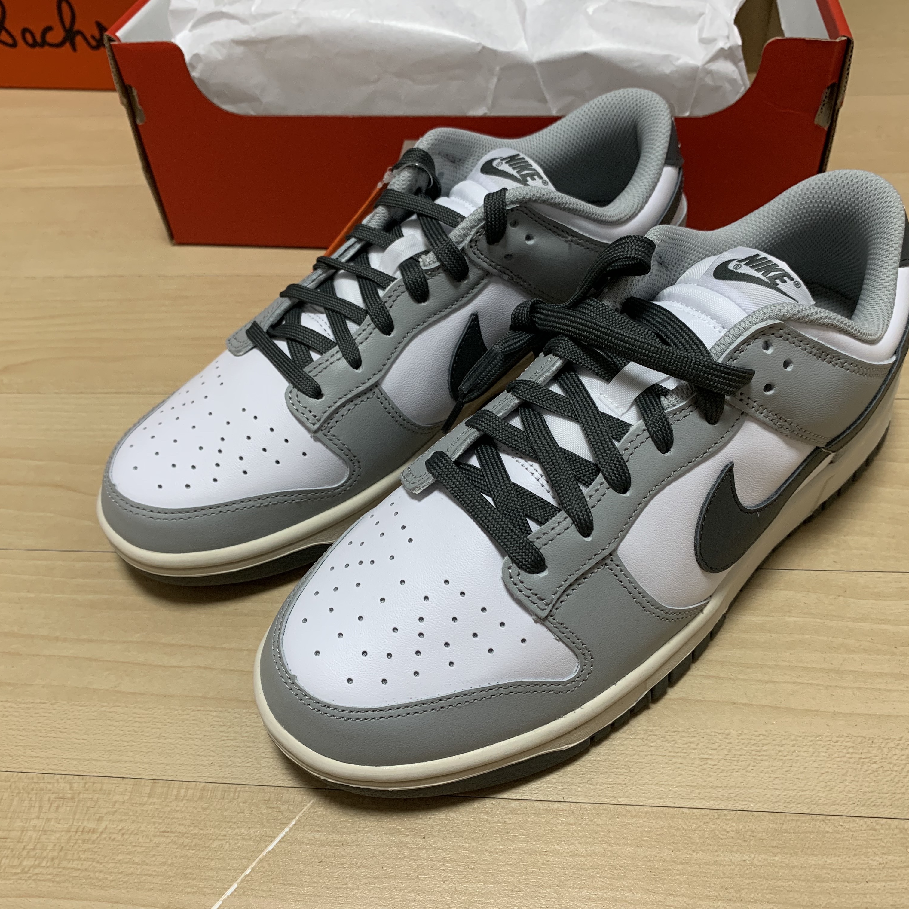 (W) Nike Dunk Low Light Smoke Grey 착용 스타일