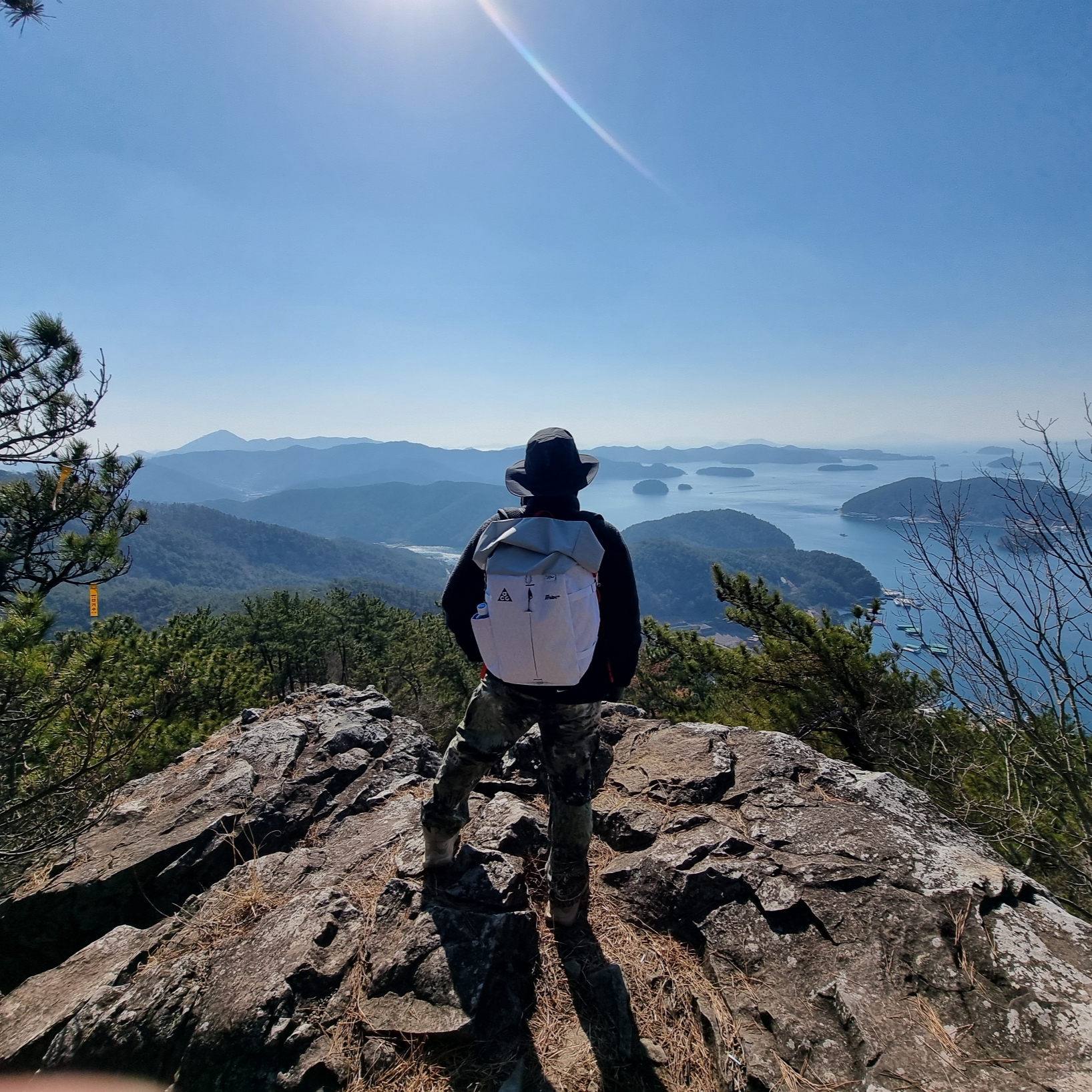 Nike ACG Apex Bucket Hat Black, Nike ACG Aisen Daypack 32L White 착용 스타일