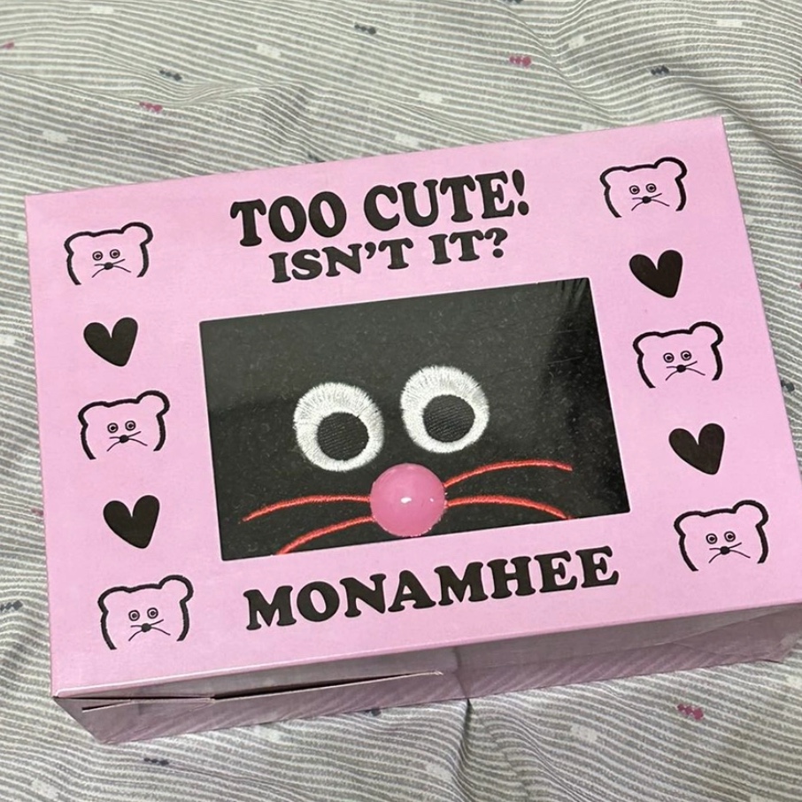 Monamhee Pouch Black 착용 스타일