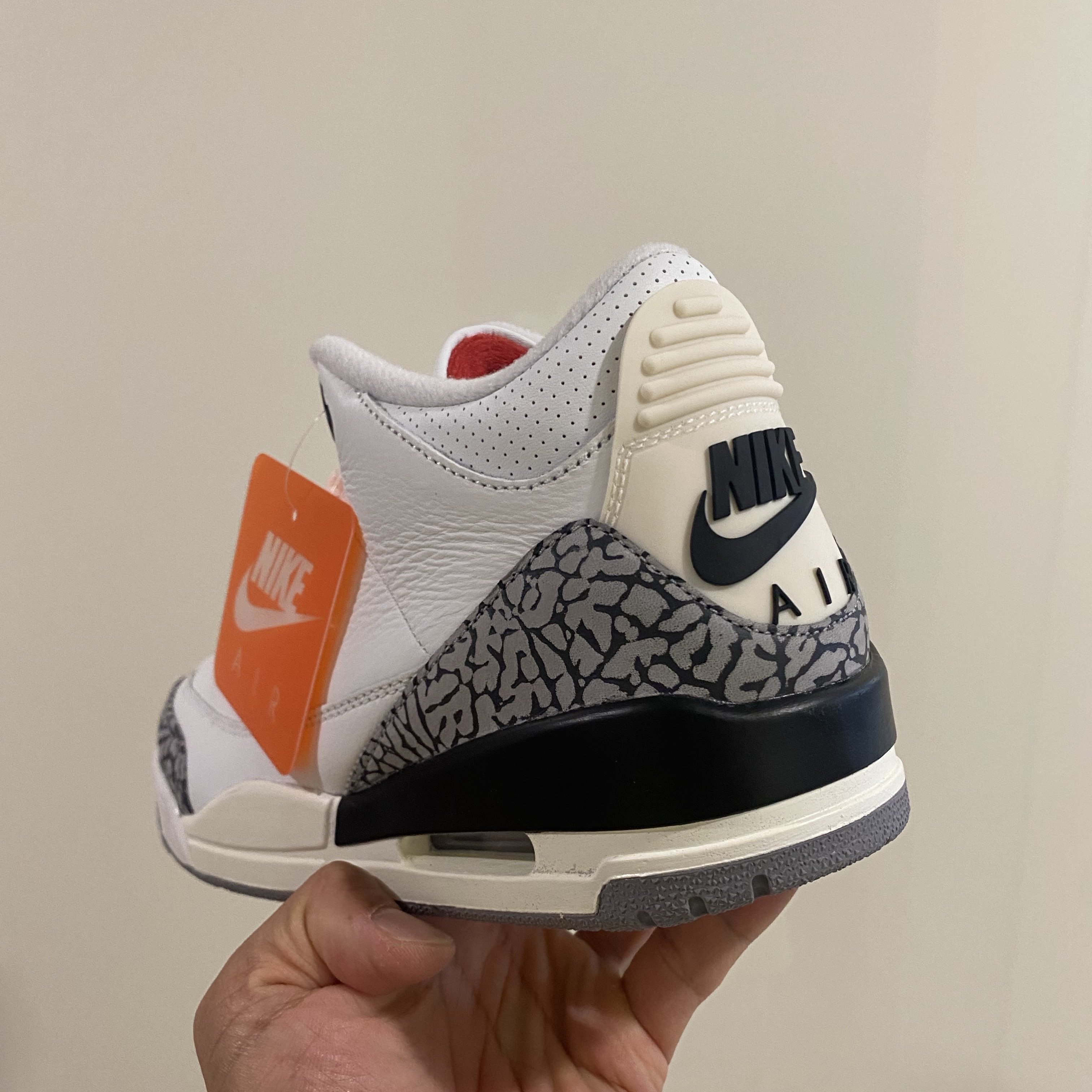 Jordan 3 Retro White Cement Reimagined 착용 스타일