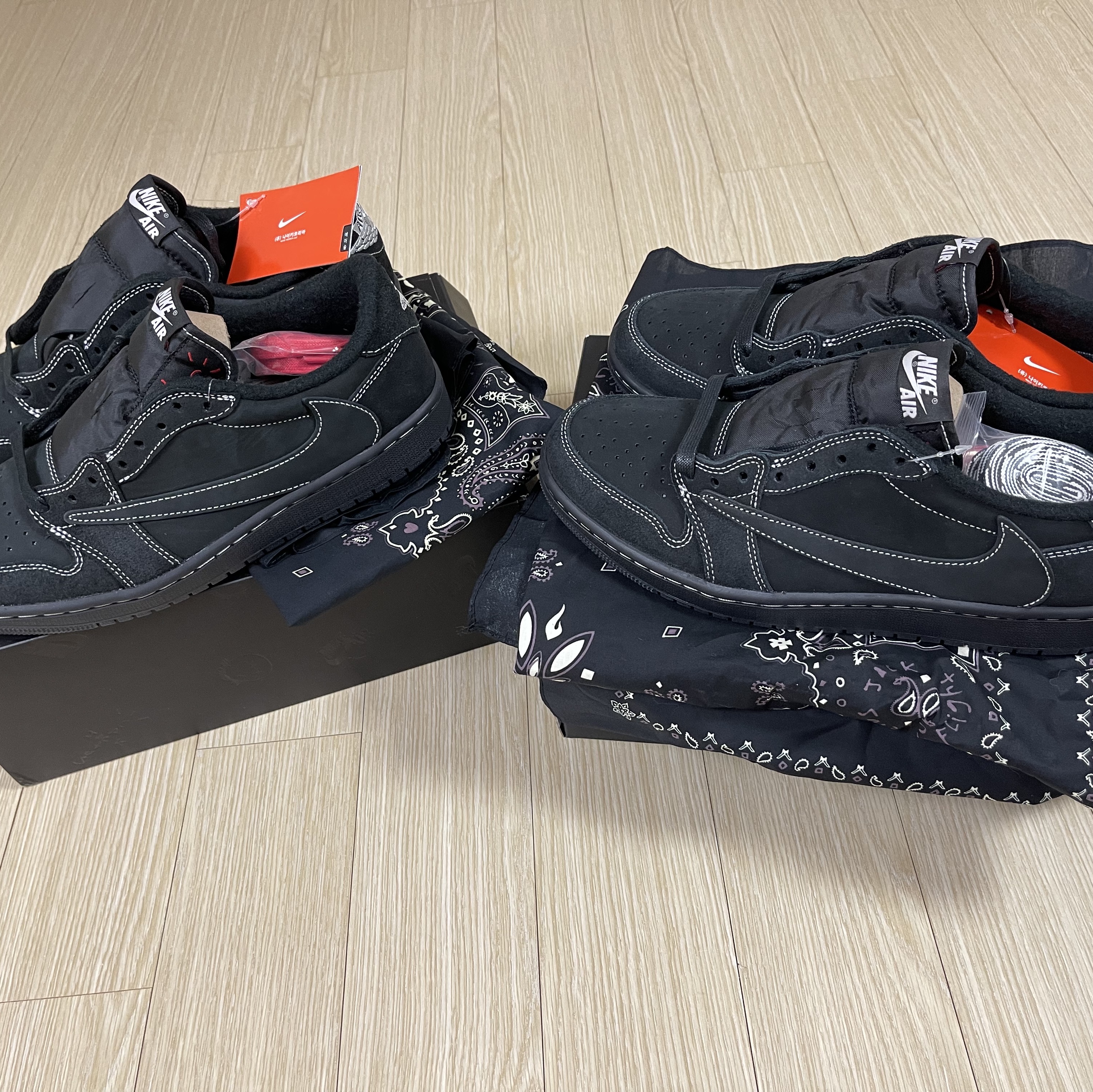 Jordan 1 x Travis Scott Retro Low OG SP Black Phantom 착용 스타일