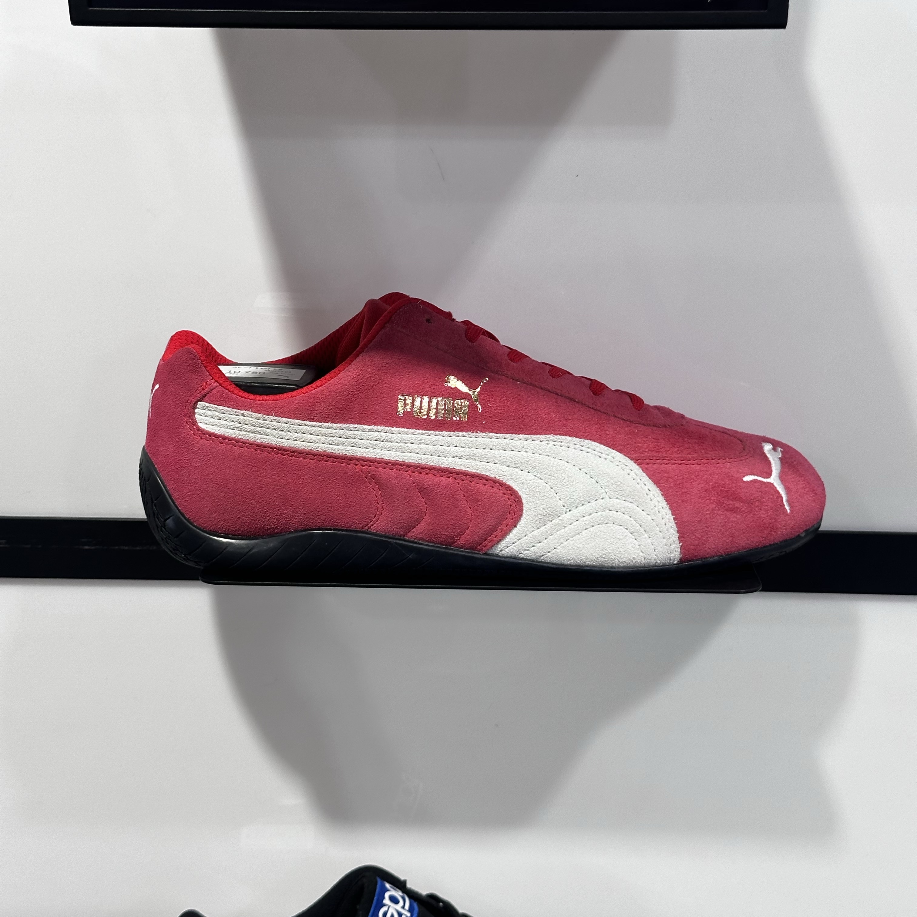 Puma Speedcat LS Black White, (W) Puma Speedcat LS High Risk Red White 착용 스타일 - 4