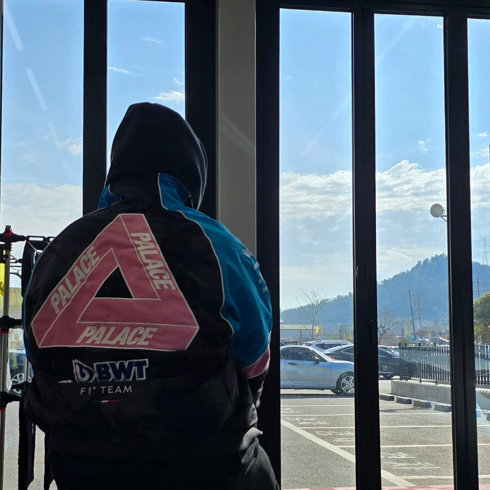 Palace x Kappa For Alpine Tracksuit Top Night Desert Camo - 23FW 착용 스타일