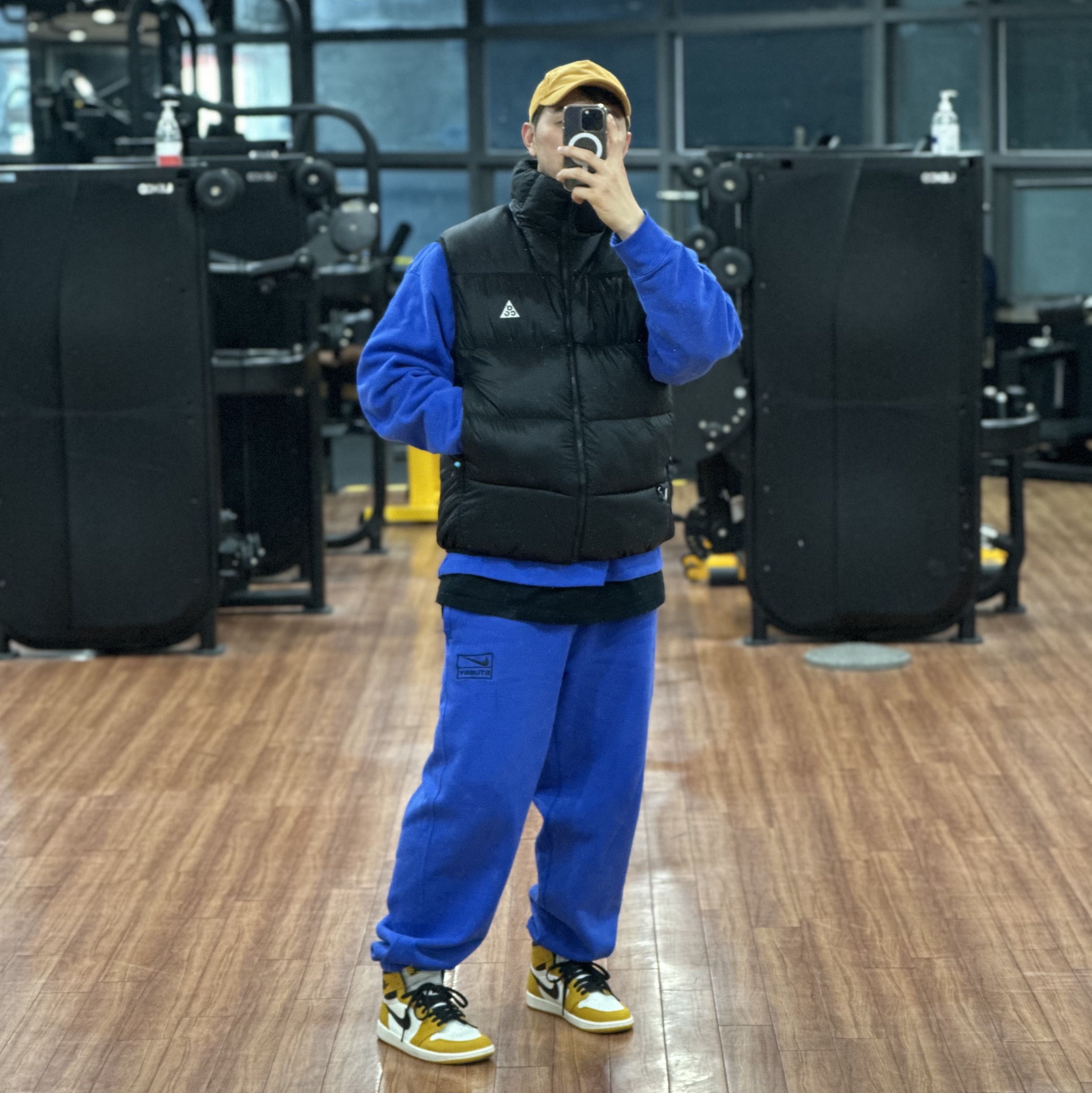 Nike x Stussy NRG Acid Washed Crewneck Game Royal (DR4024-480), Nike x Stussy NRG Acid Washed Fleece Pants Game Royal (DR4427-480) 착용 스타일 - 2