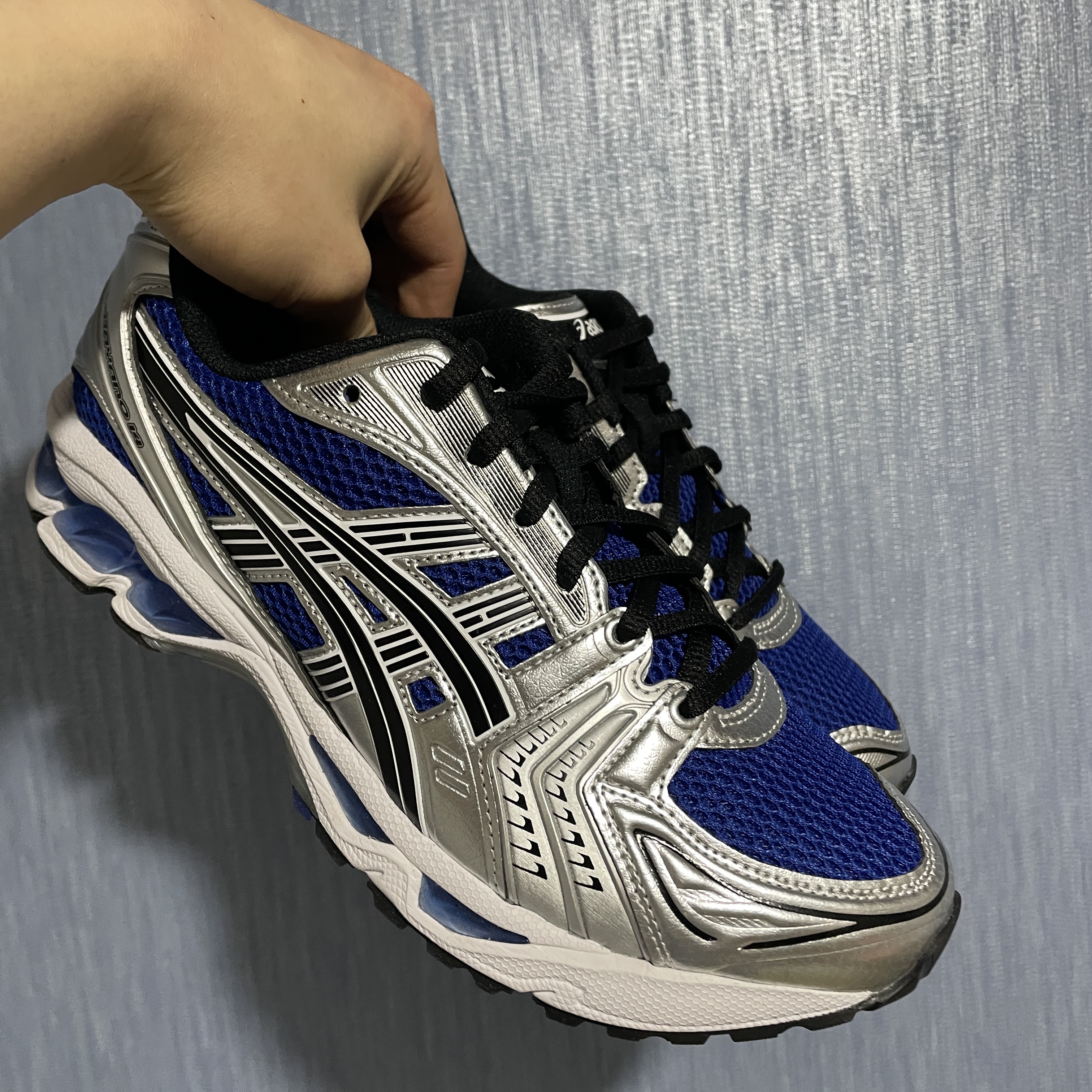 Asics Gel-Kayano 14 Monaco Blue Black 착용 스타일