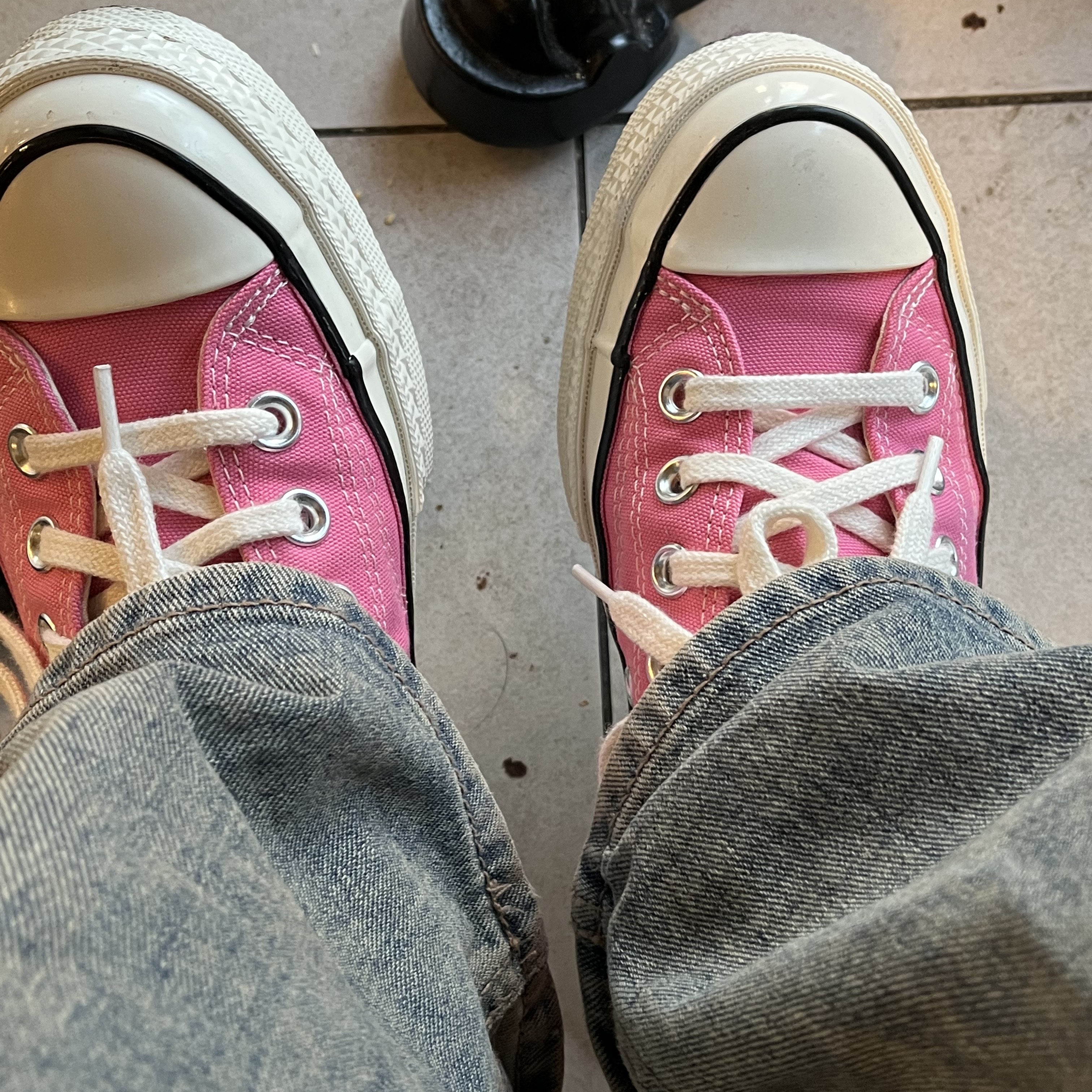 Converse Chuck 70 Ox Vintage Canvas Pink 착용 스타일 - 1