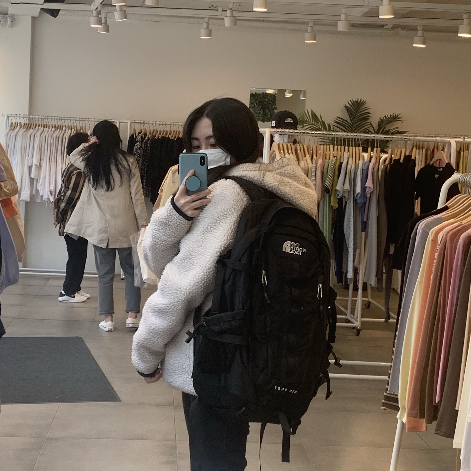 The North Face Big Shot Black 착용 스타일