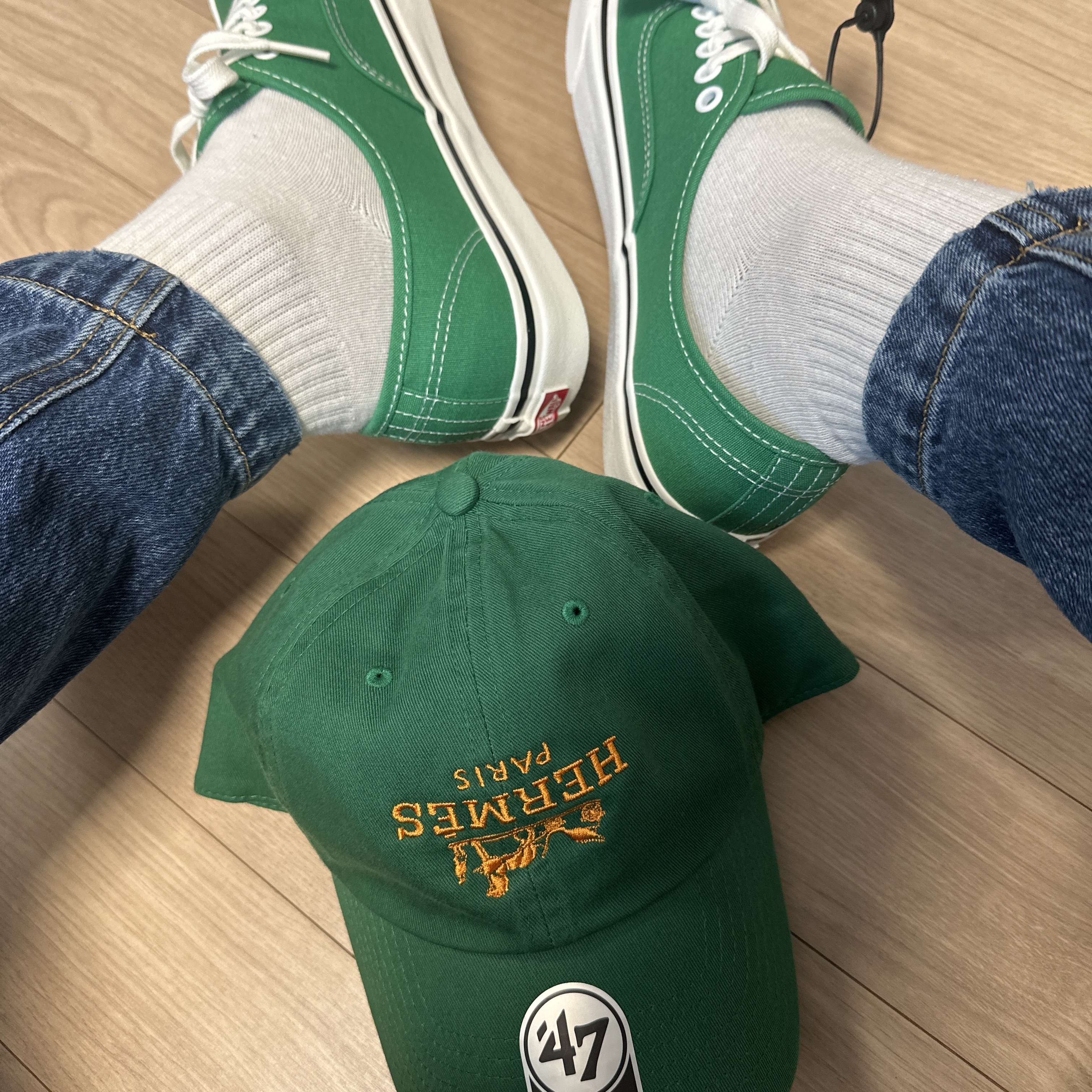 Vans Authentic 44 DX Anaheim Factory Emerald Green 착용 스타일