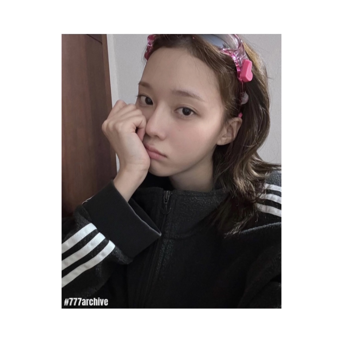 Gentle Monster Gummy PC12 Translucent Pink 착용 스타일 - 1