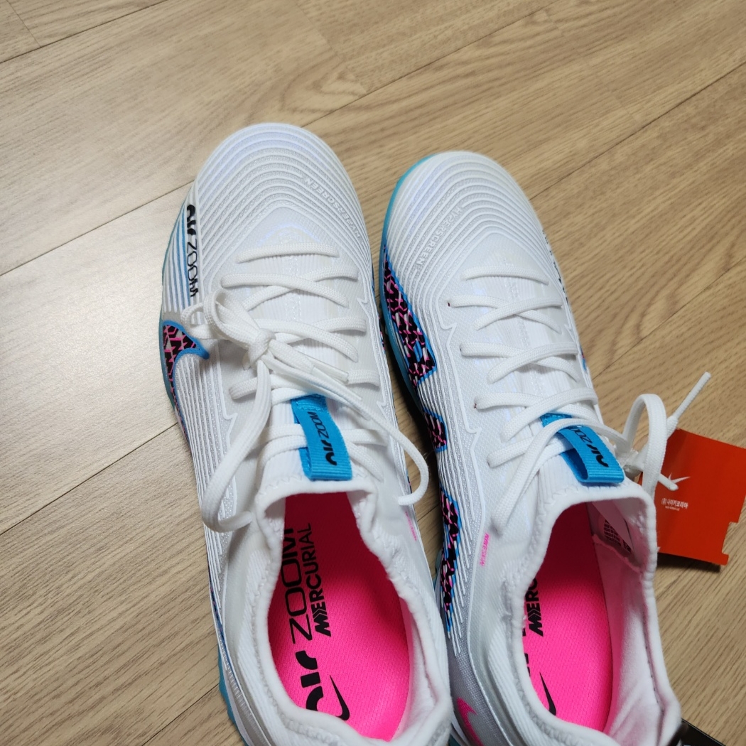 Nike Zoom Mercurial Vapor 15 Pro TF White Baltic Blue 착용 스타일