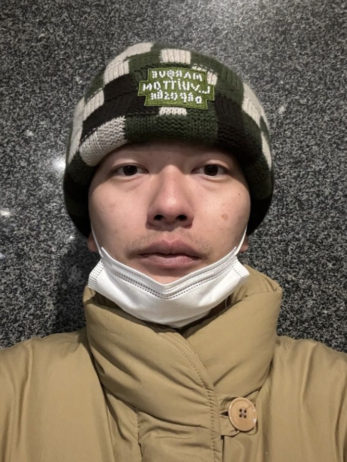 Louis Vuitton Beanie Damoflage 착용 스타일