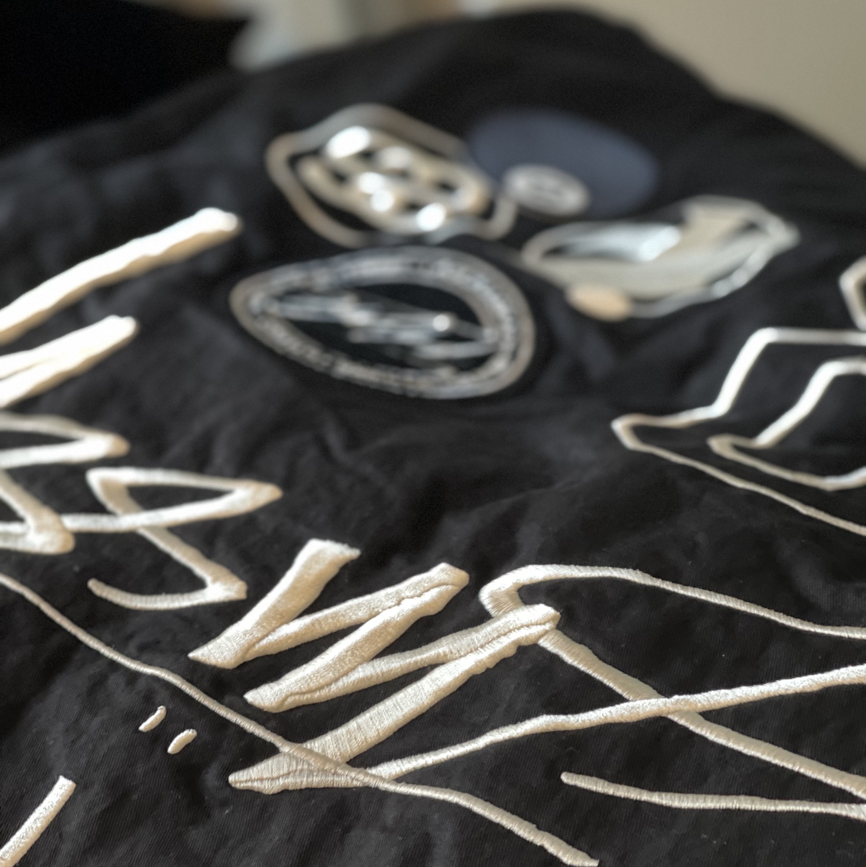 Nike x Stussy Reversible Jacket Black (FJ9154-010) 착용 스타일
