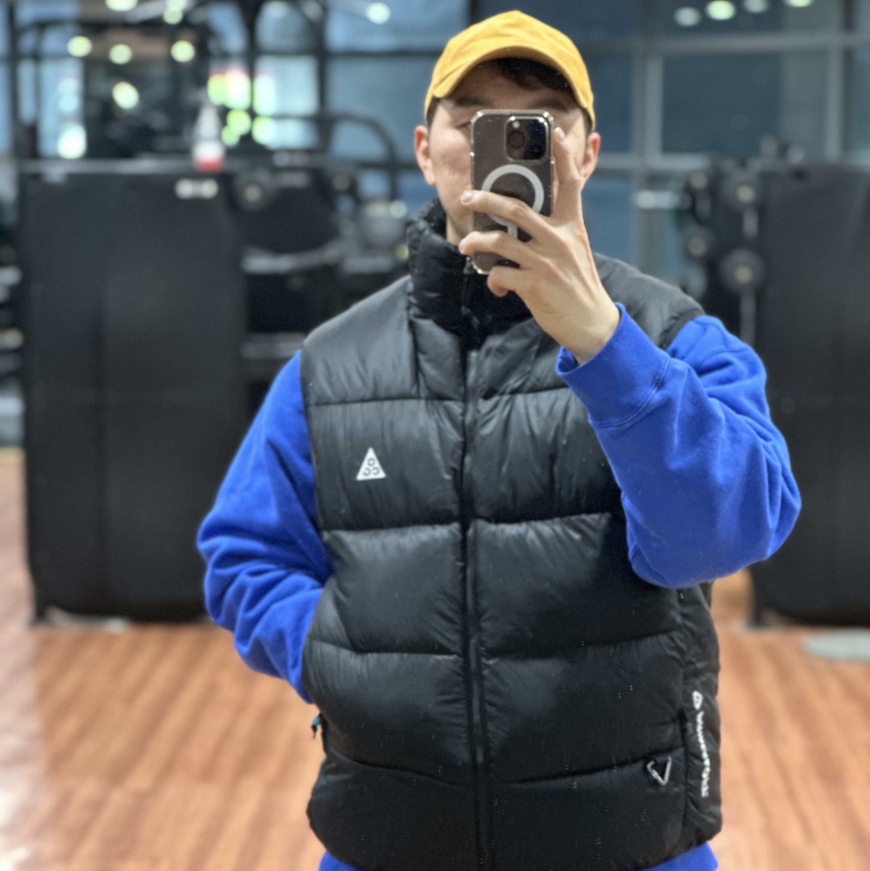 Nike x Stussy NRG Acid Washed Crewneck Game Royal (DR4024-480), Nike x Stussy NRG Acid Washed Fleece Pants Game Royal (DR4427-480) 착용 스타일 - 1