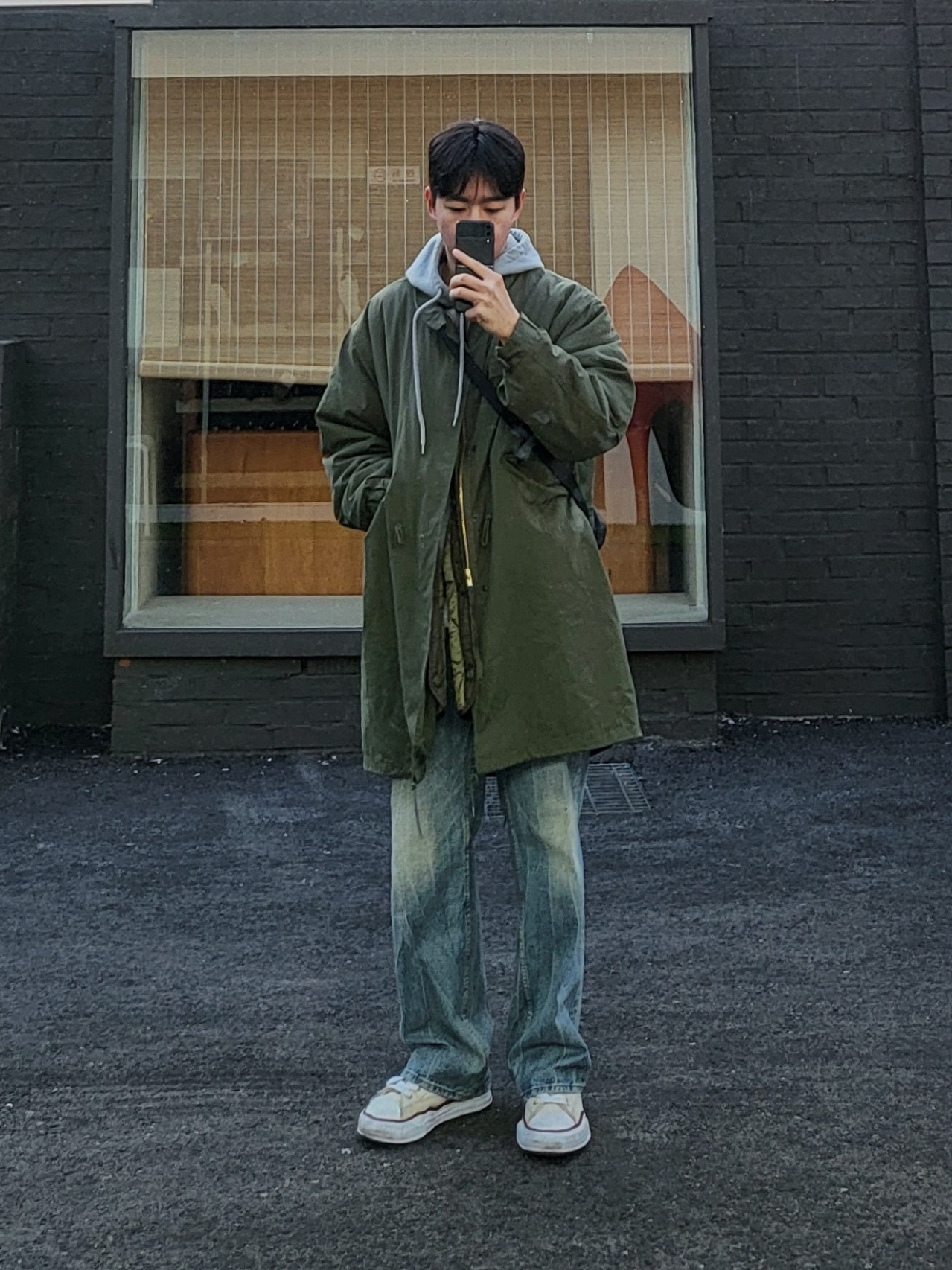 Maison Mihara Yasuhiro Peterson OG Sole Canvas Low-top Sneakers Natural 착용 스타일