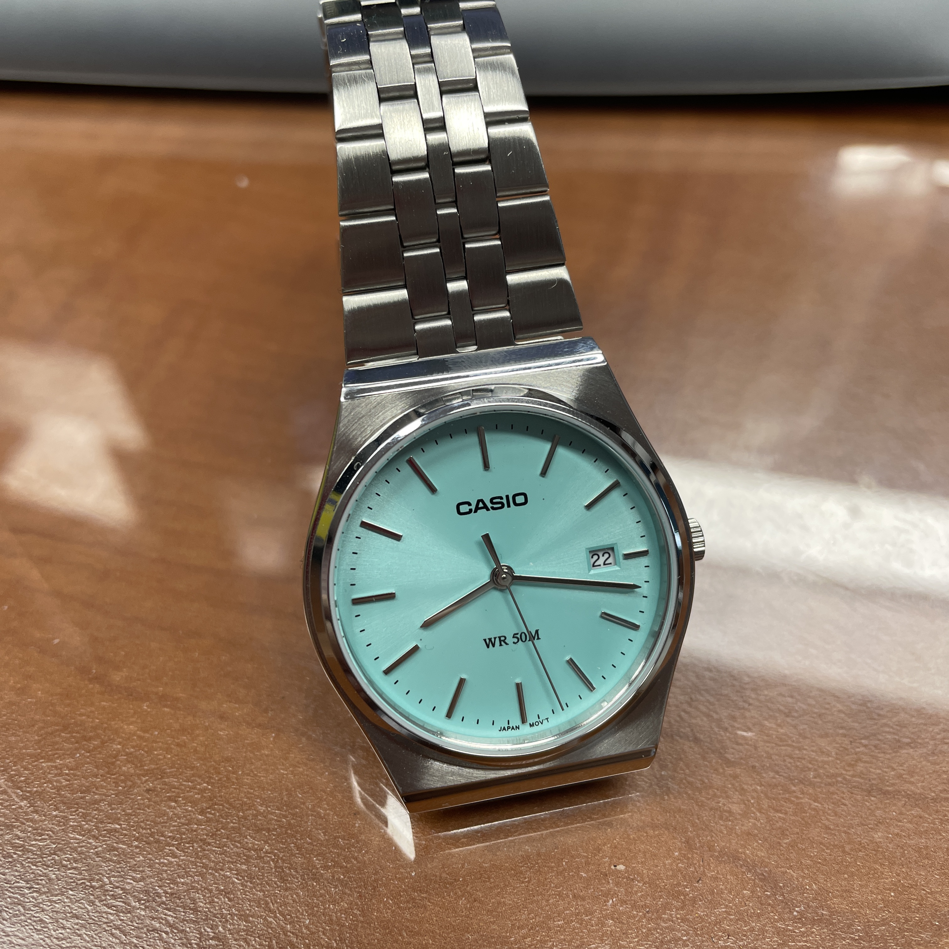 Casio MTP-B145D-2A1V 착용 스타일