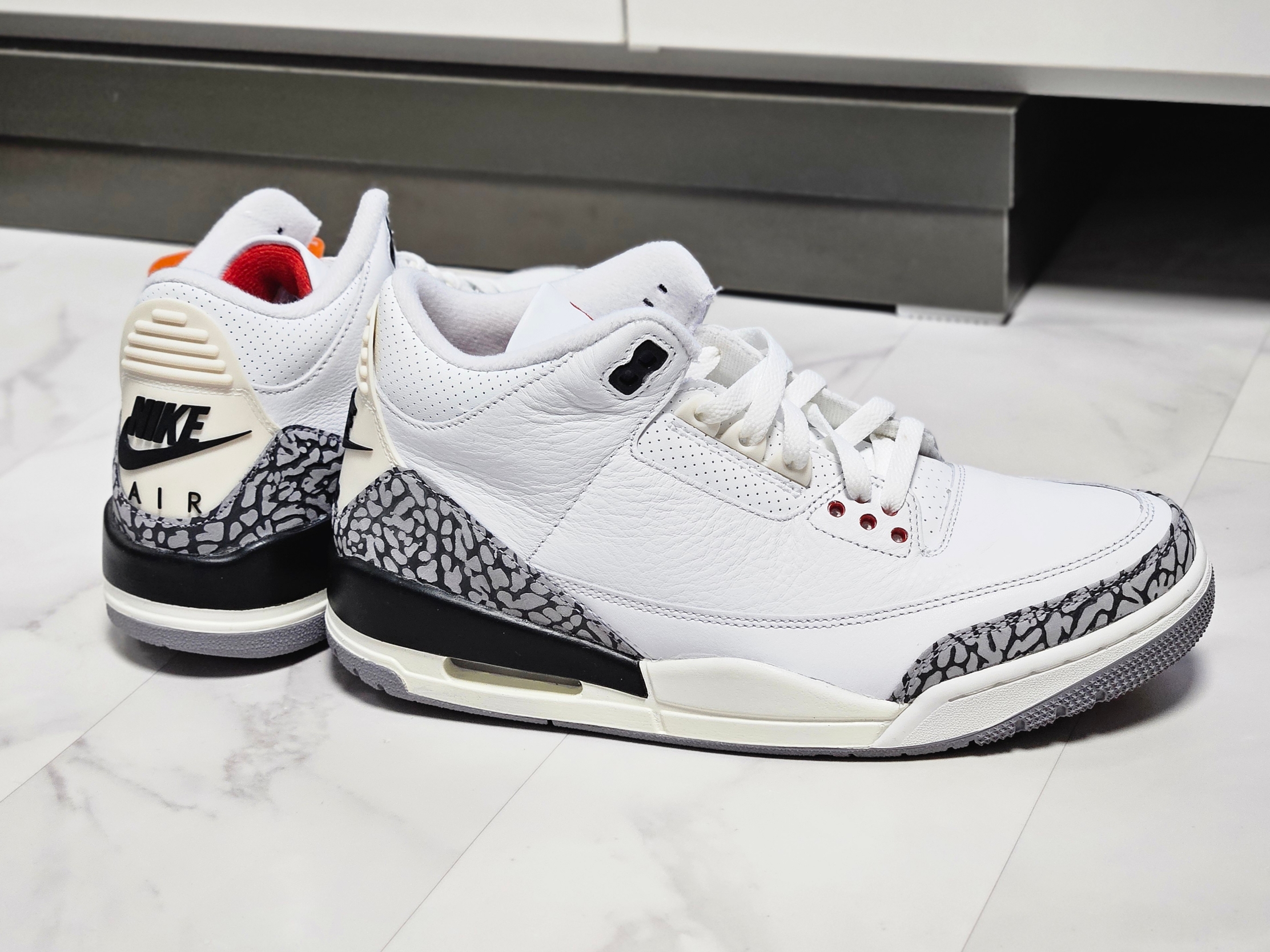 Jordan 3 Retro White Cement Reimagined 착용 스타일 - 2