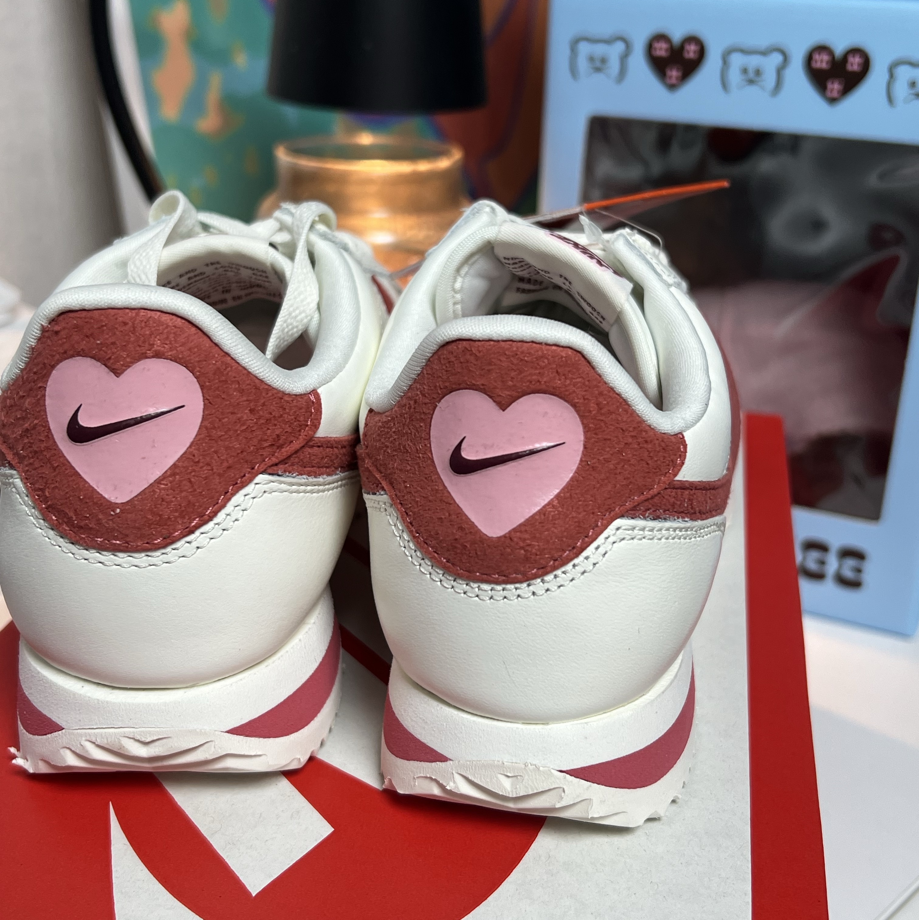 (W) Nike Cortez SE Valentine Day Sail Adobe 착용 스타일 - 3
