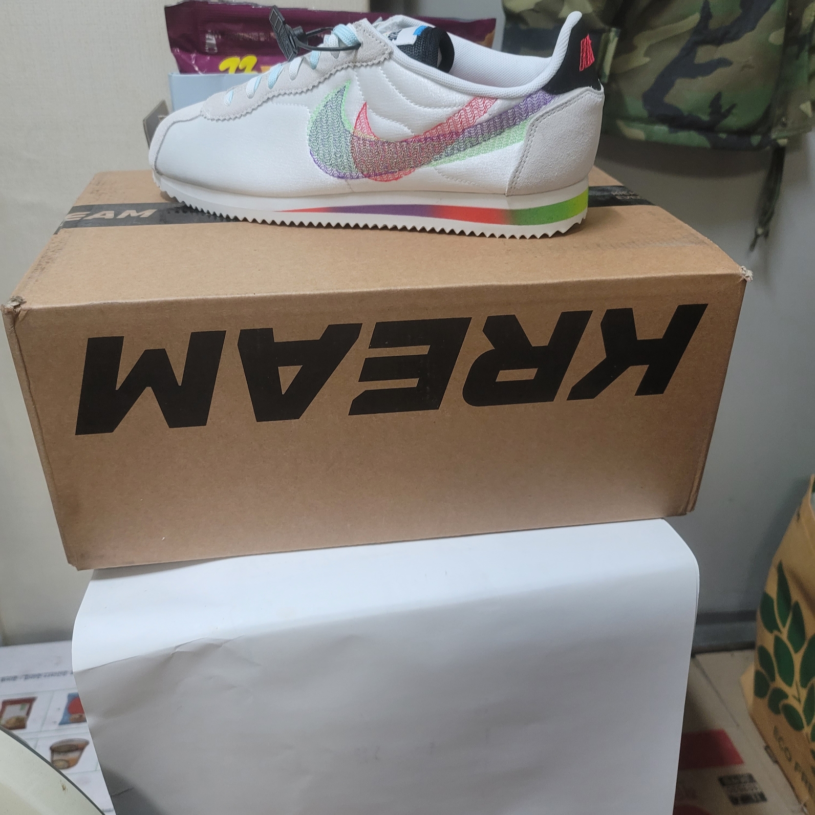 Nike Cortez Be True 착용 스타일