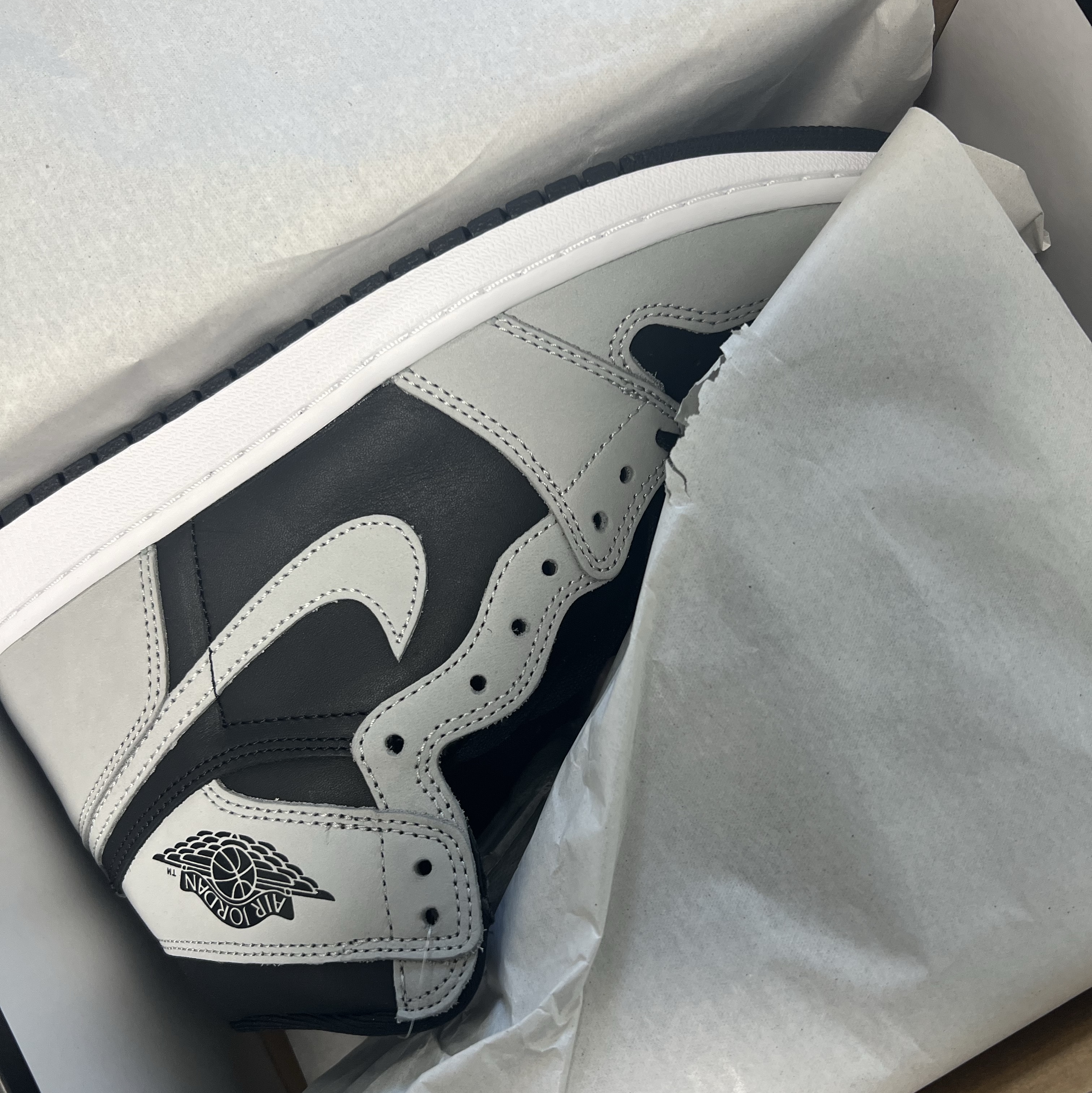 Jordan 1 Retro High OG Shadow 2.0 착용 스타일