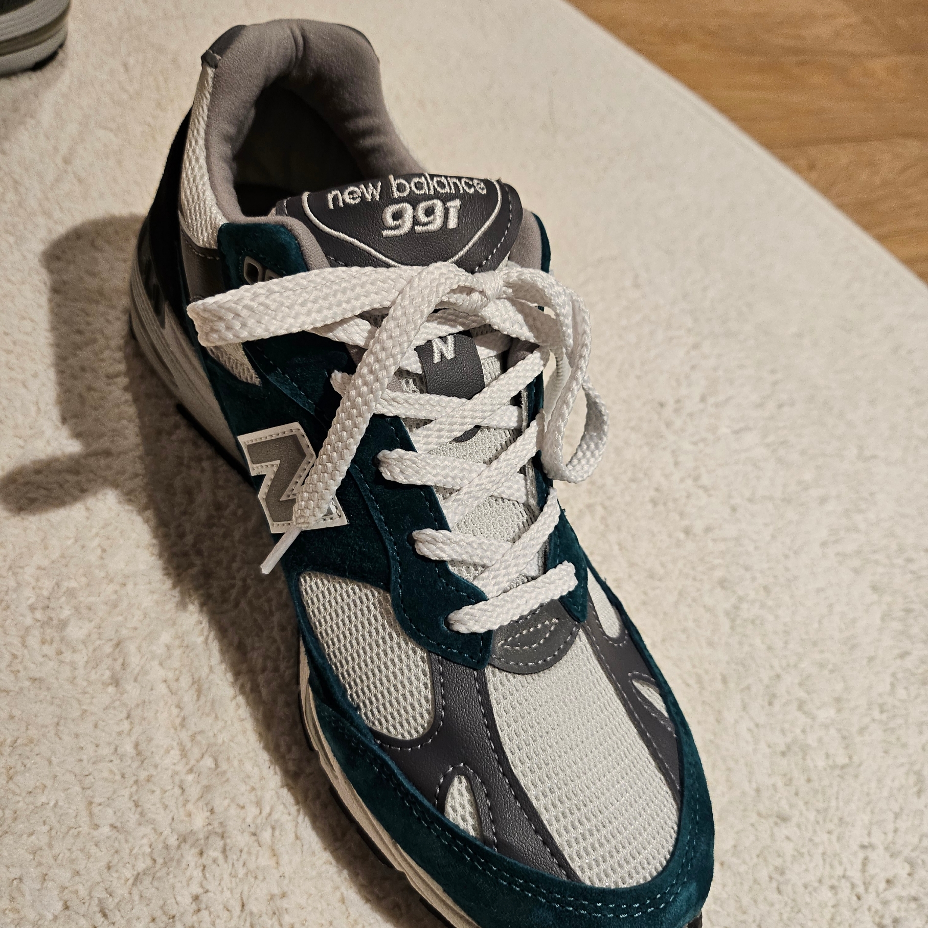 (W) New Balance 991v1 Made in UK Bright Renaissance Pacific 착용 스타일 - 2