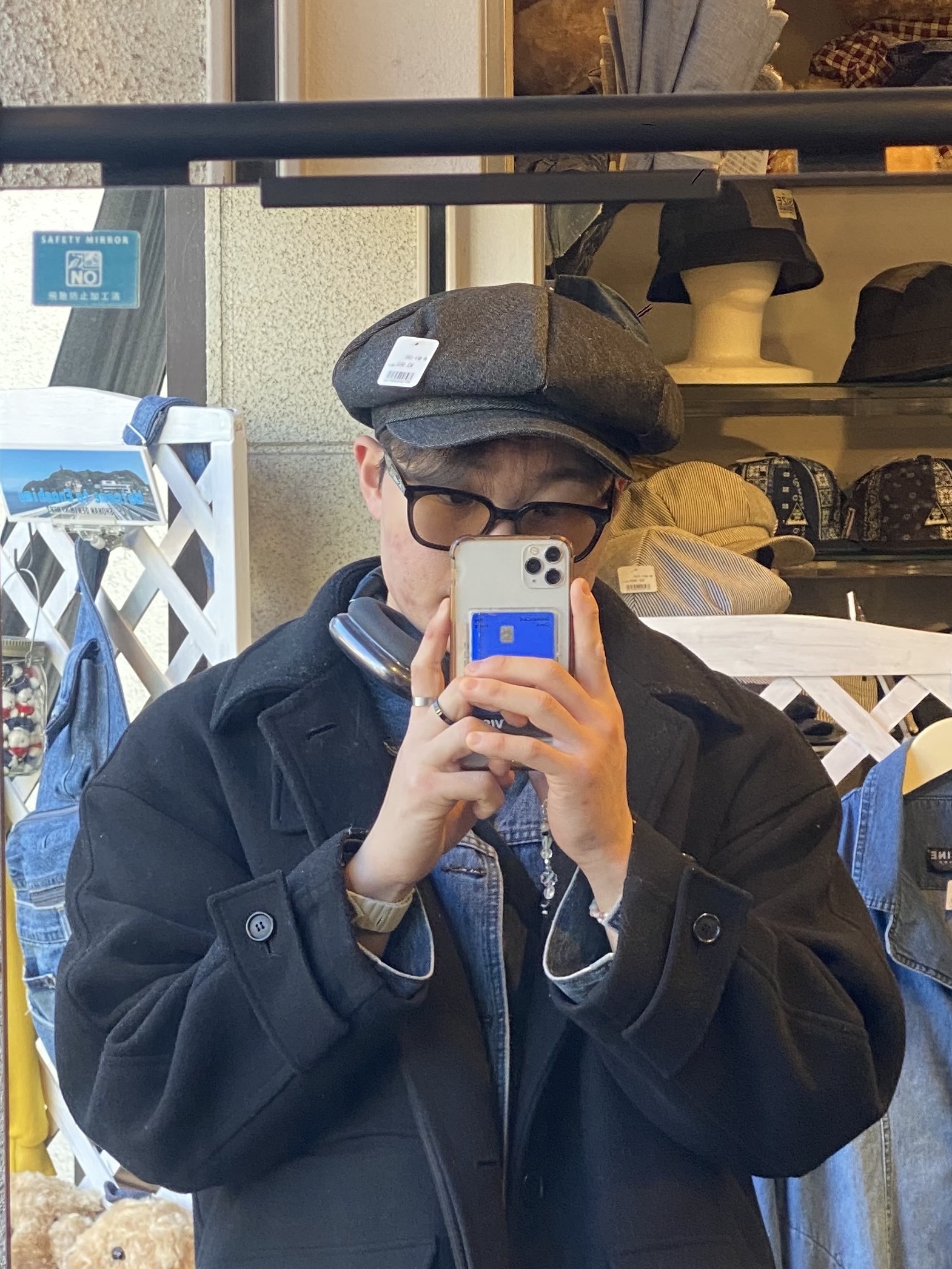 Grip Swany x Danner Bush Boots Coyote Collection, Gentle Monster Lilit 01 BR Black Brown 착용 스타일 - 2