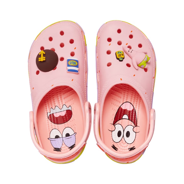 (W) Crocs x Hello Kitty Classic Clog White, Crocs x Cars Classic Clog Mater 착용 스타일 - 4