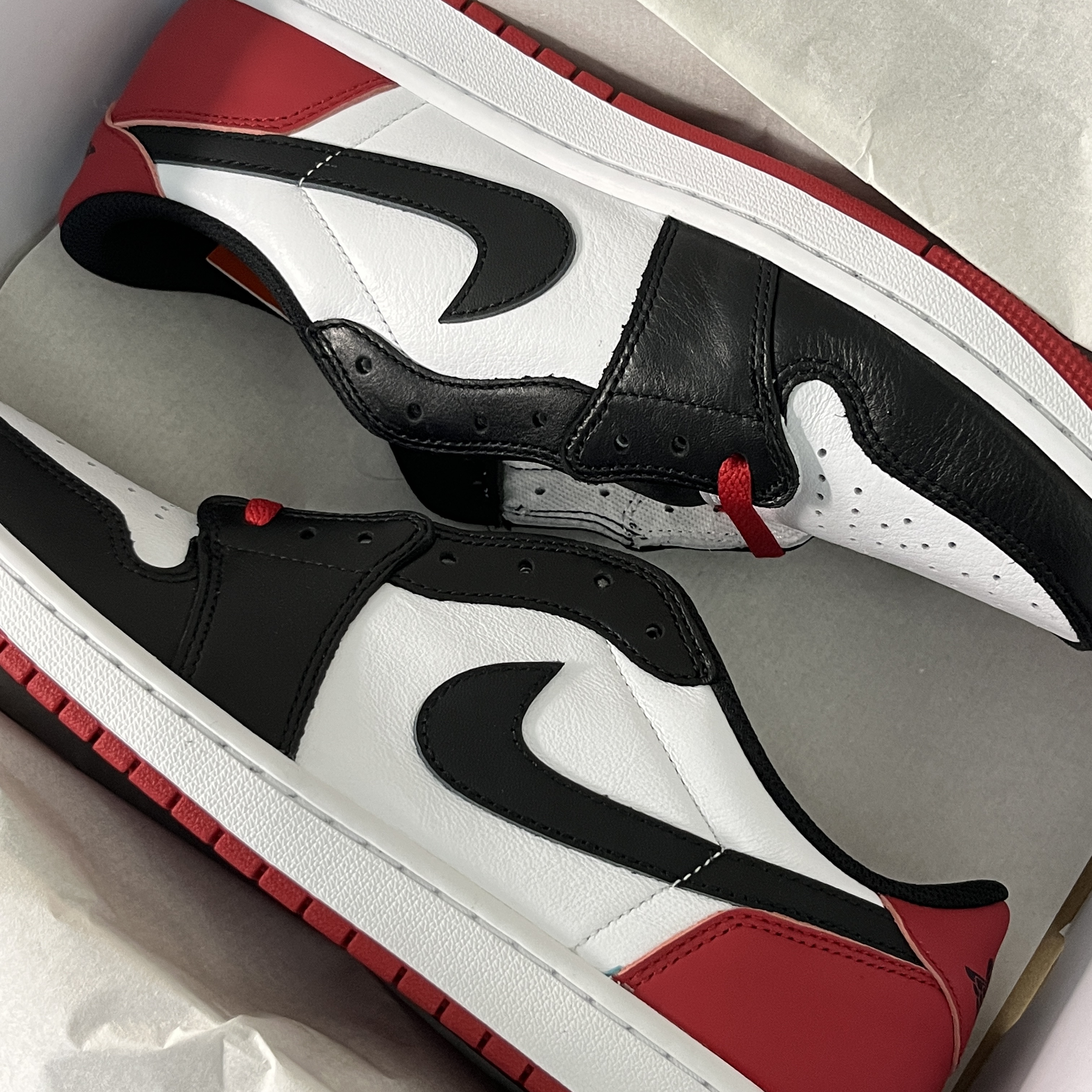 Jordan 1 Retro Low OG Black Toe 착용 스타일