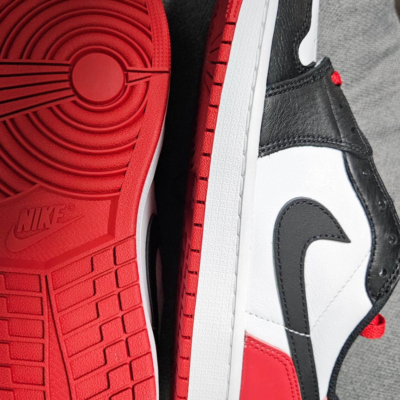 Jordan 1 Retro Low OG Black Toe 착용 스타일