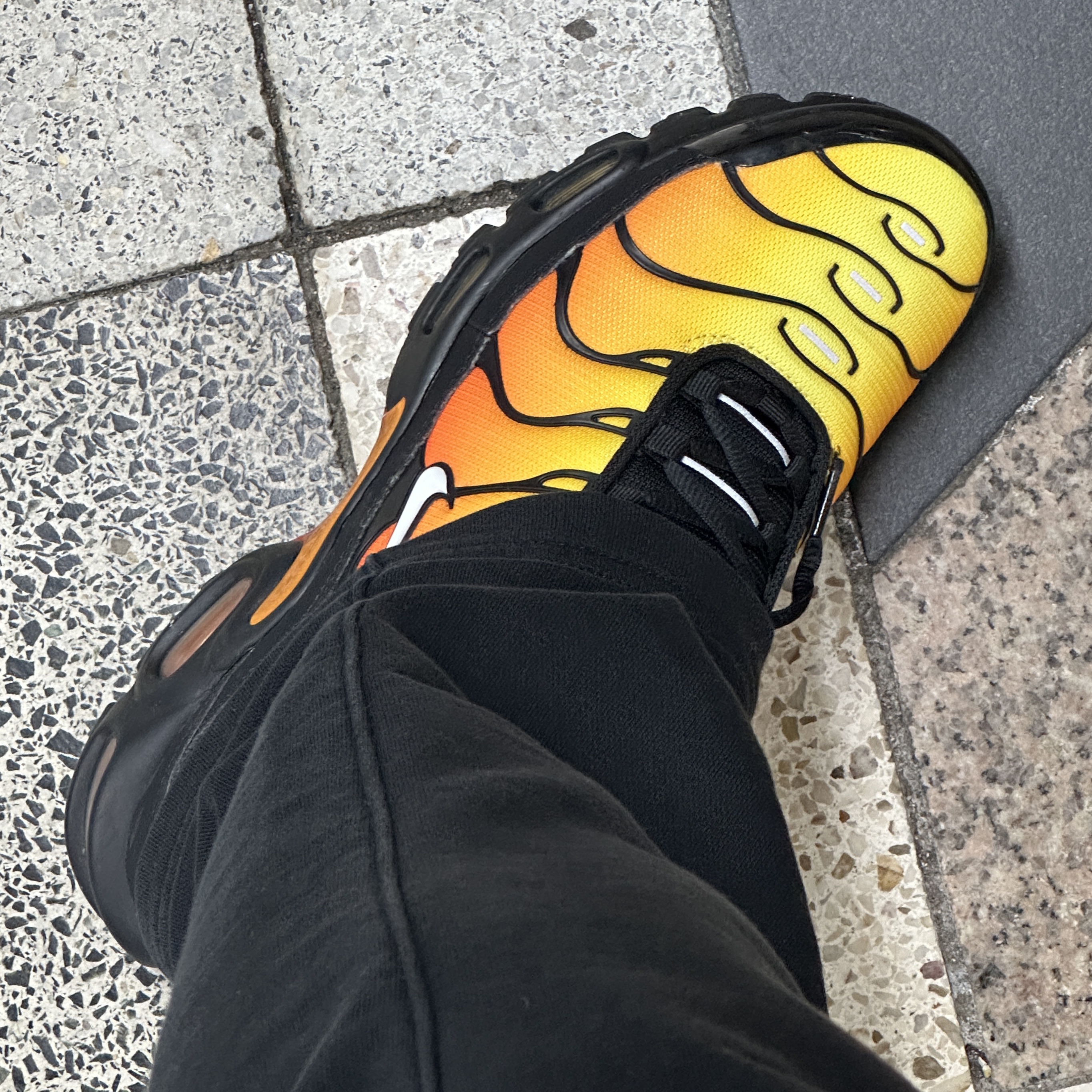 Nike Air Max Plus OG Pimento 2018 착용 스타일