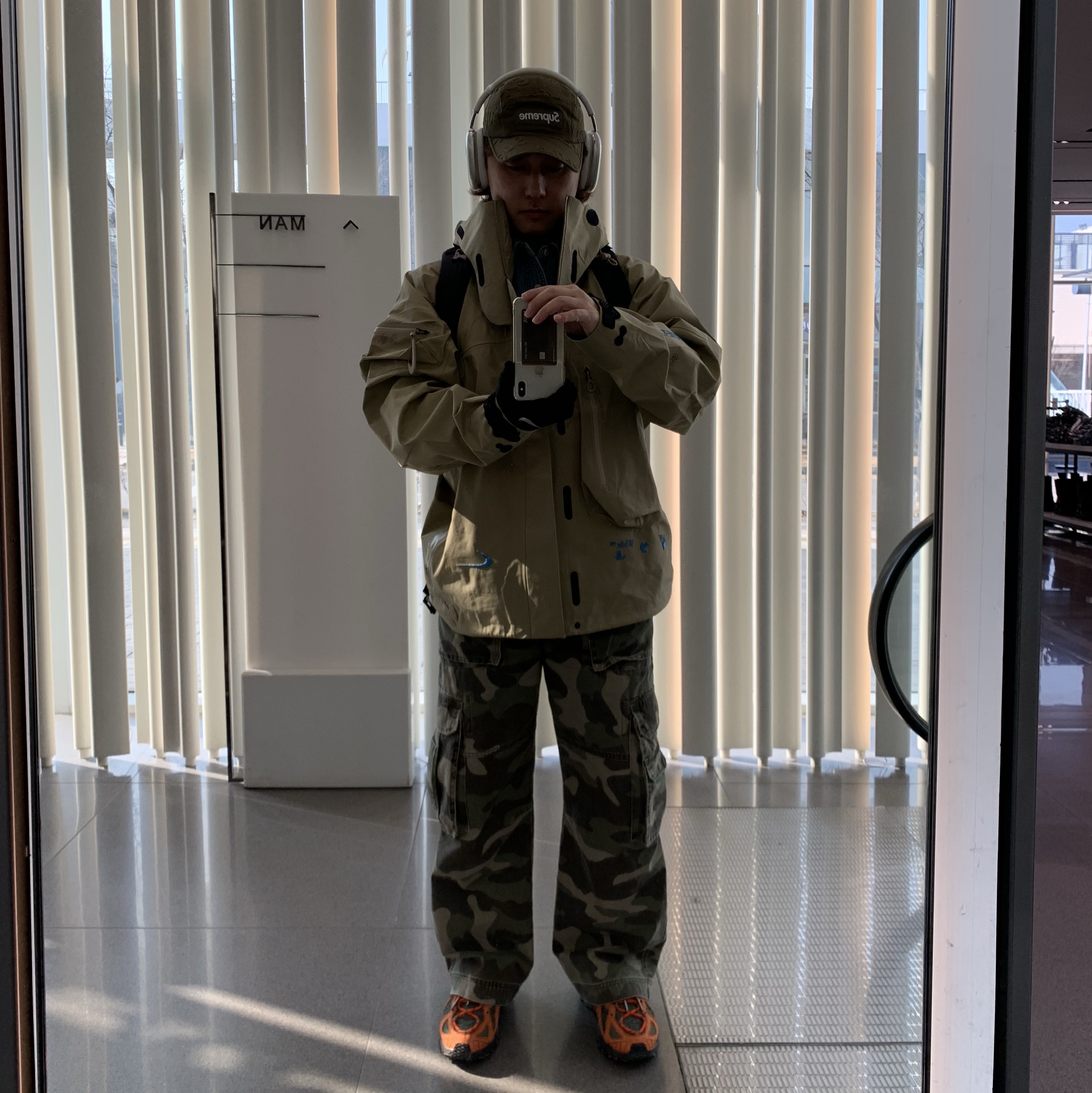 Nike x Off-White NRG Gore-Tex Jacket Khaki - Asia 착용 스타일