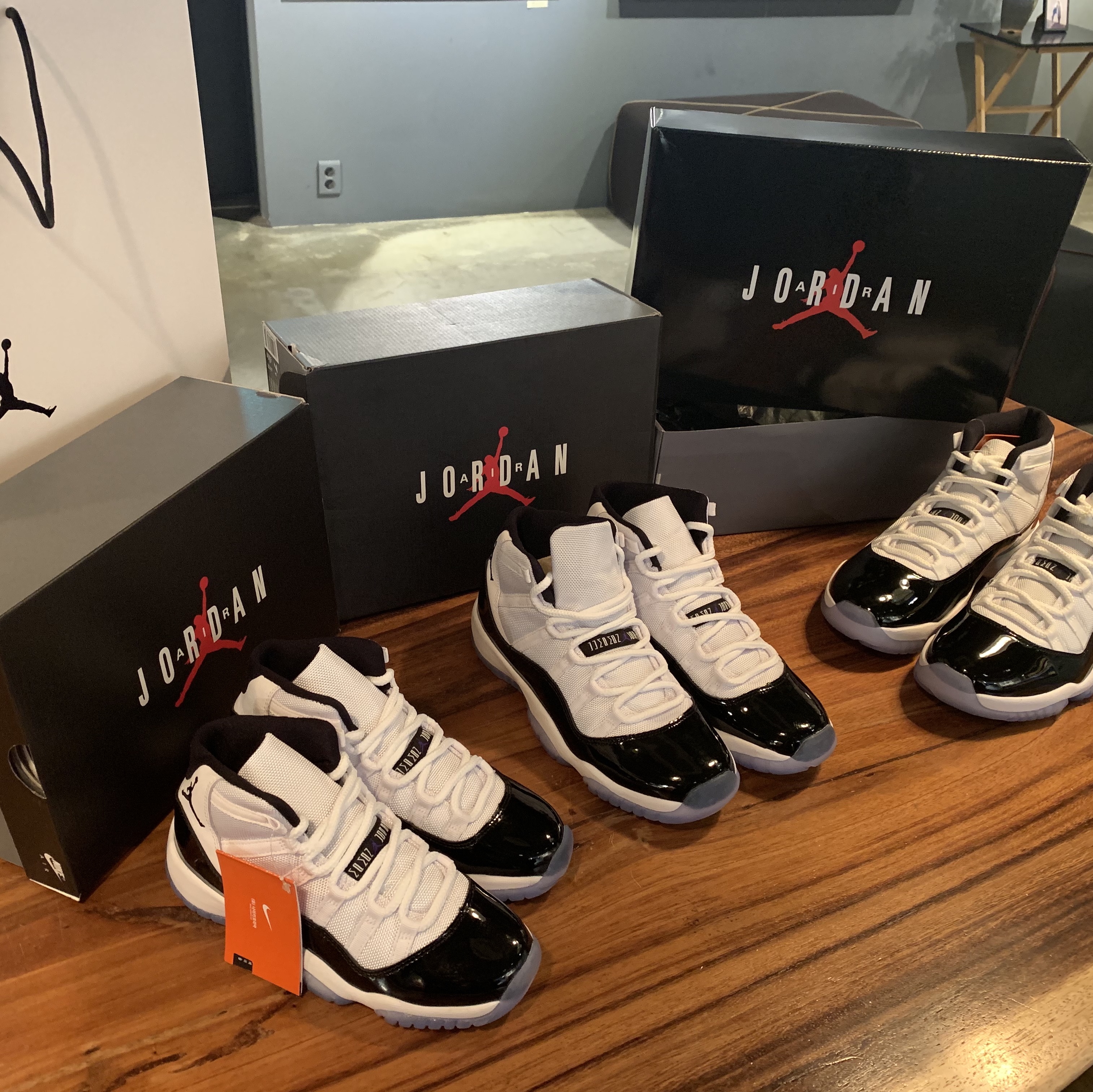 Jordan 11 Retro Concord 2018 착용 스타일 - 1
