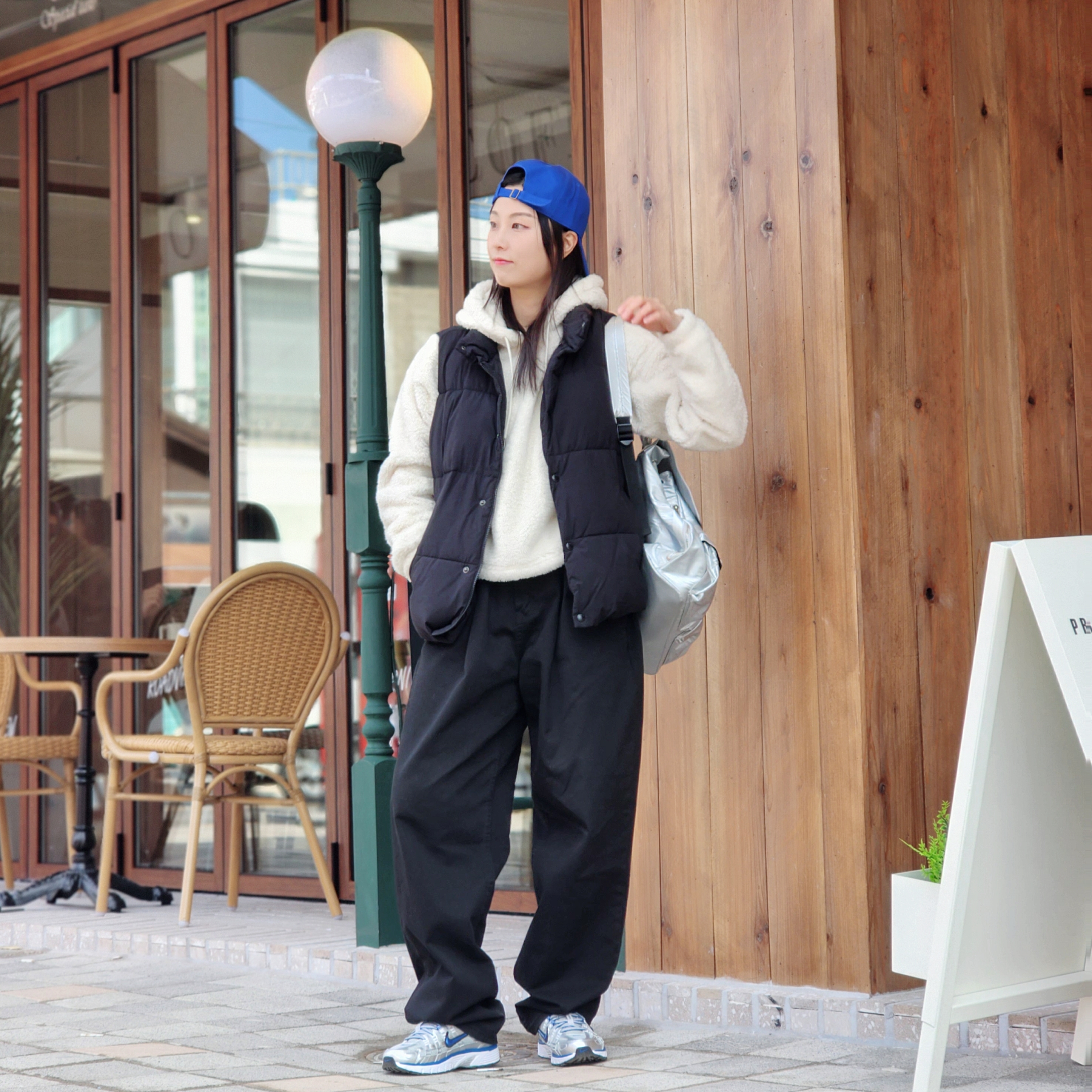 (W) Nike P-6000 Laser Blue 착용 스타일 - 1