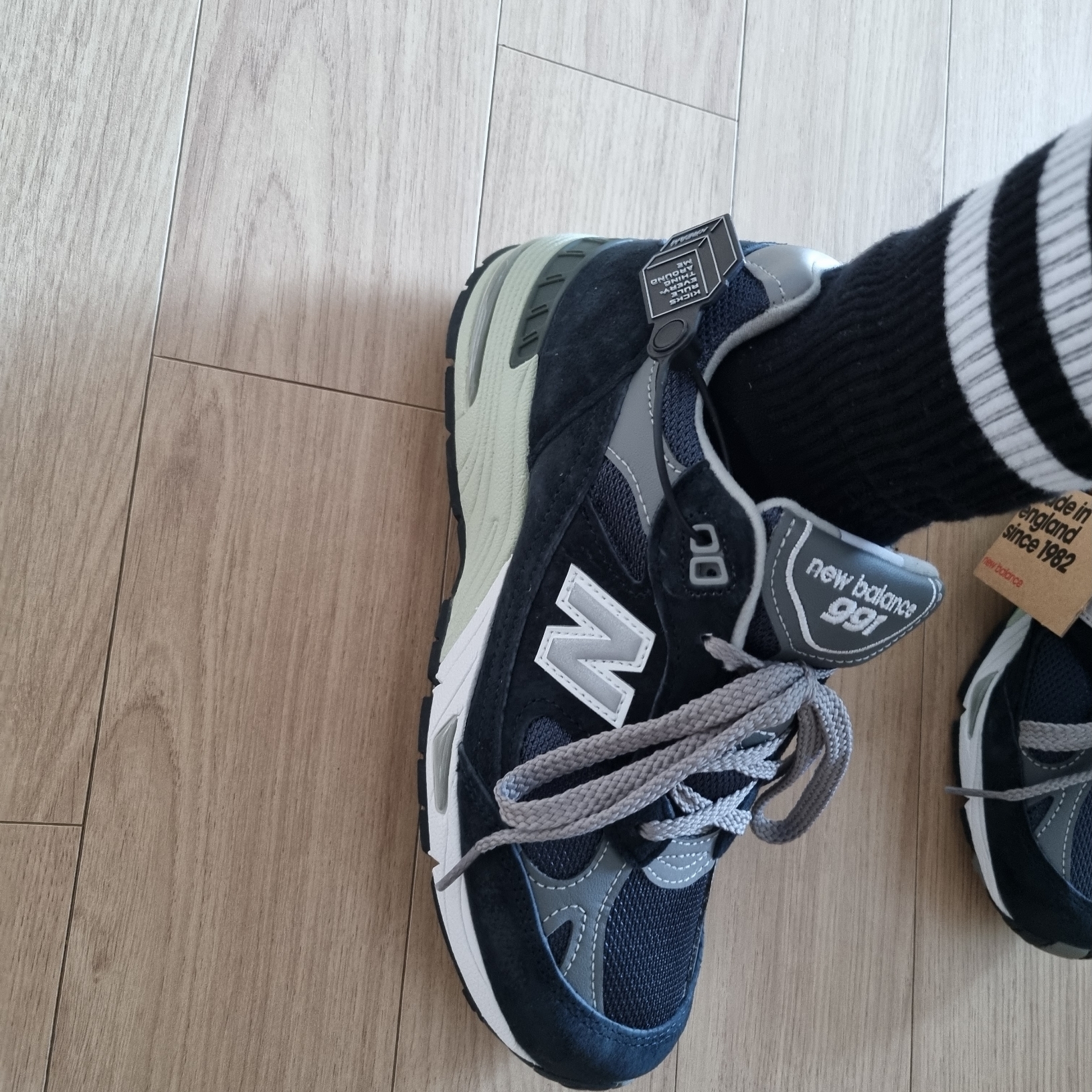 (W) New Balance 991 Made in UK Navy 착용 스타일 - 1