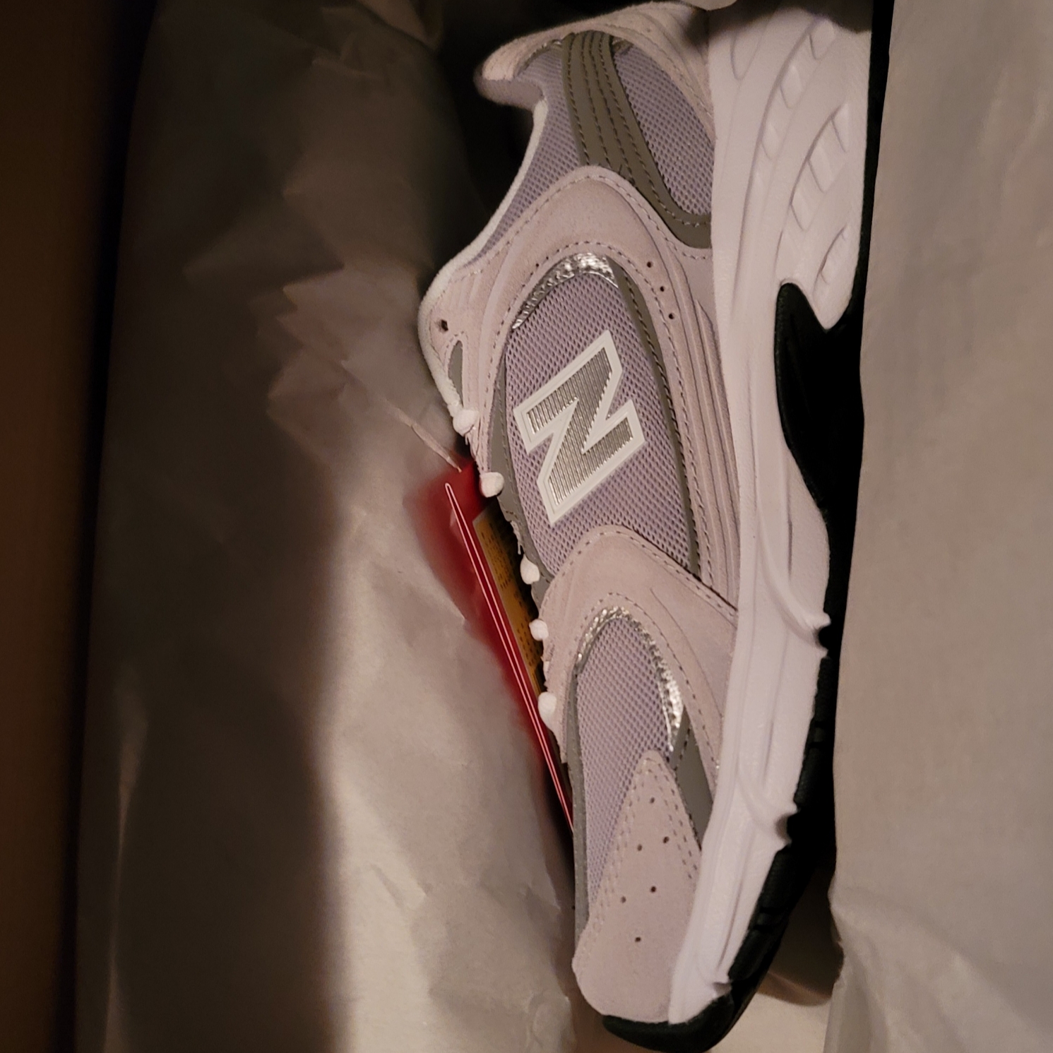 New Balance 530 Grey 착용 스타일